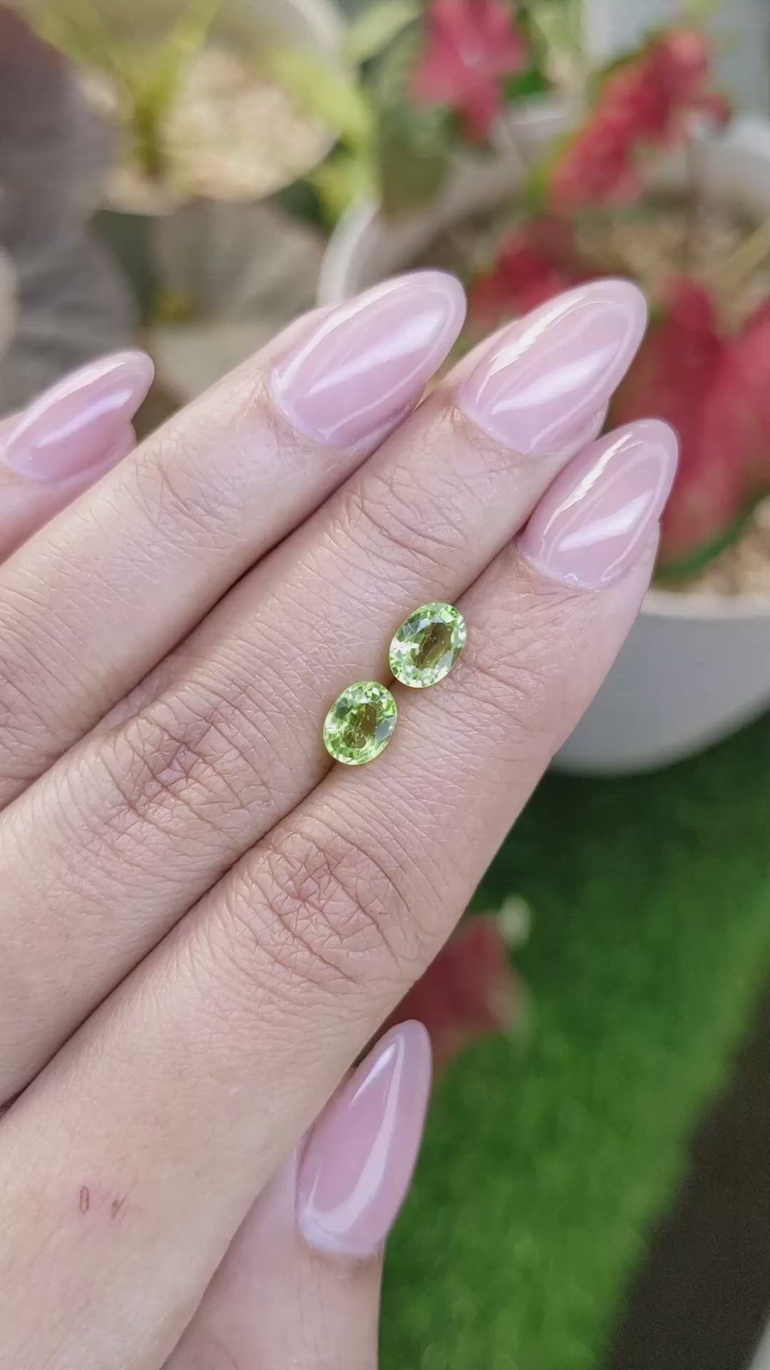 1.83 Ct.Tw.Total Carat Weight Green (Lime Green) Peridot Pair from Pakistan Size Video