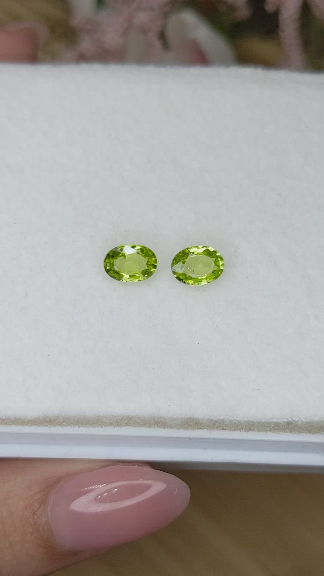 1.55 Ct.Tw.Total Carat Weight Green (Lime Green) Peridot Pair from Pakistan Size Video