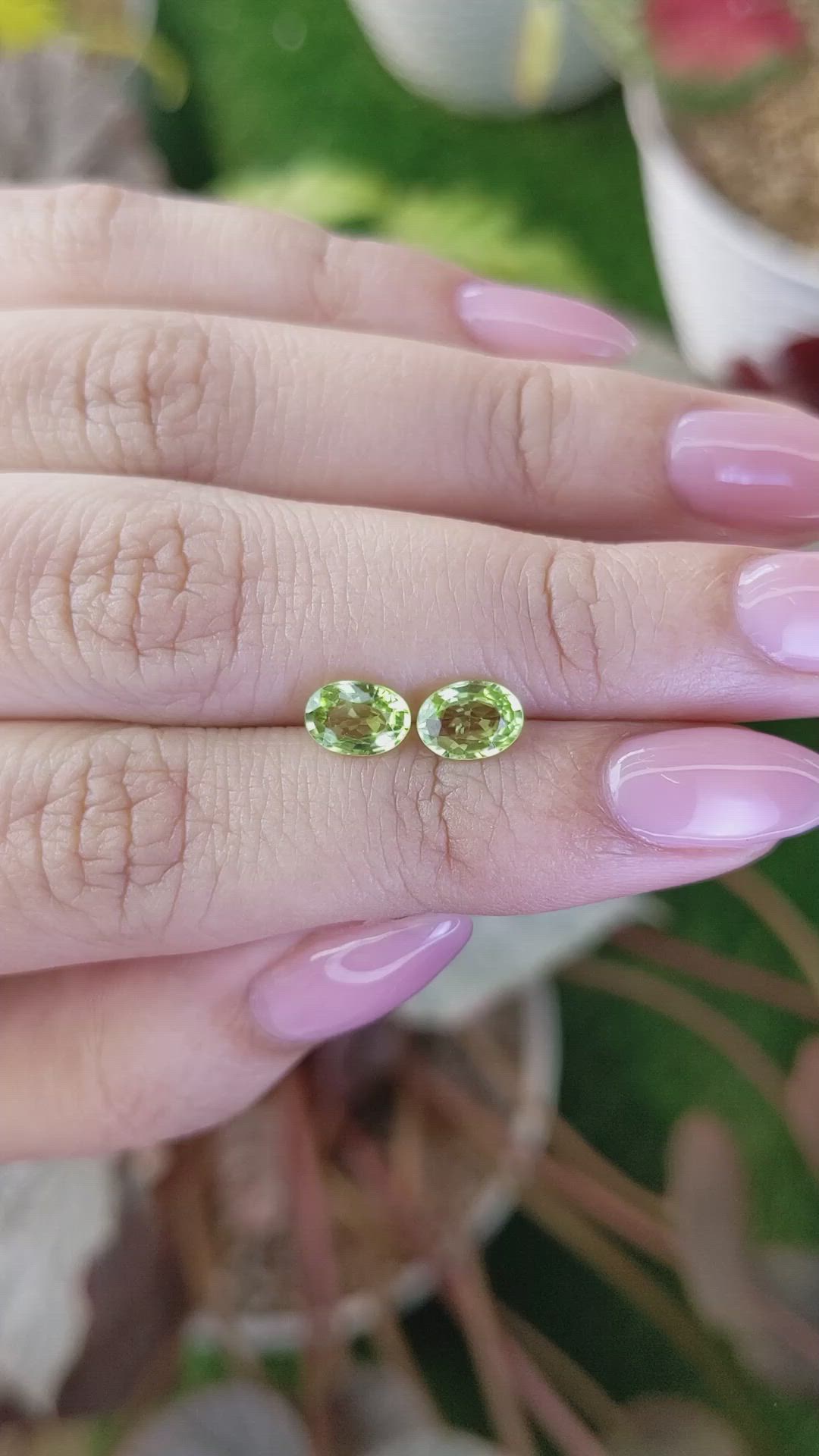 1.55 Ct.Tw.Total Carat Weight Green (Lime Green) Peridot Pair from Pakistan Size Video