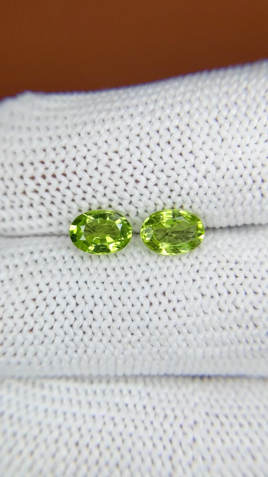 1.59 Ct.Tw.Total Carat Weight Yellowish Green Peridot Pair from Brazil Size Video