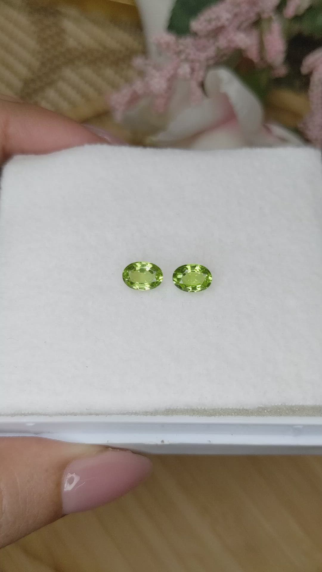 1.59 Ct.Tw.Total Carat Weight Yellowish Green Peridot Pair from Brazil Size Video