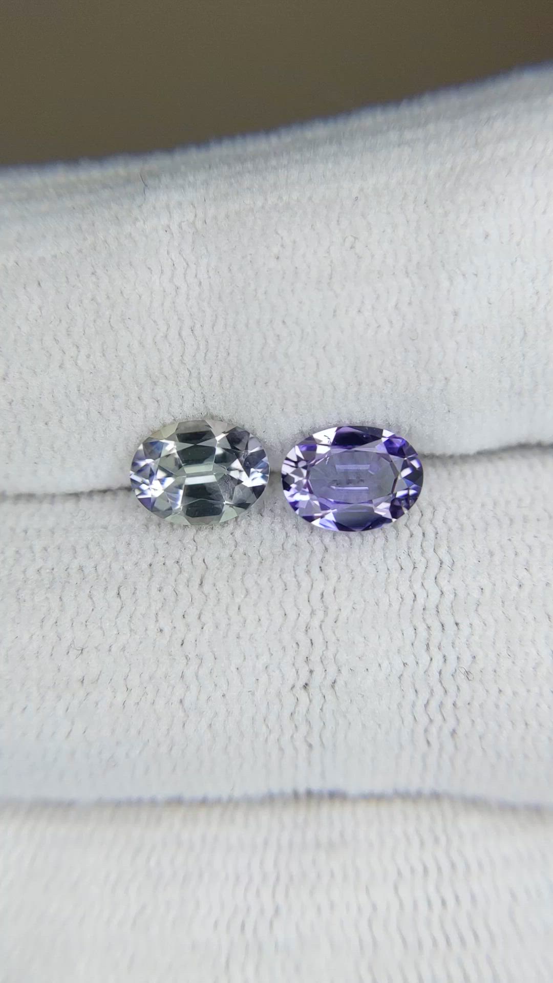 1.81&nbsp;Ct.Tw.Total Carat Weight Bi Color (Peacock) Tanzanite Pair from Tanzania Size Video