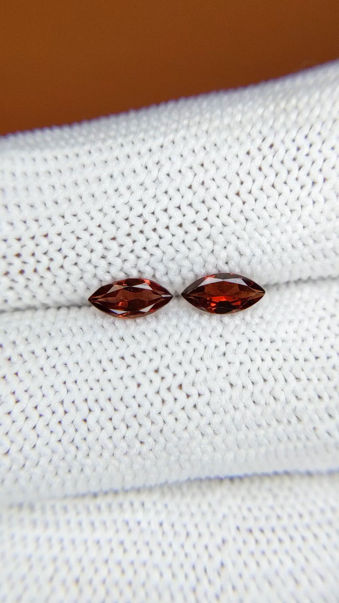 0.79 Ct.Tw.Total Carat Weight Orangish Red Garnet Pair from Ceylon (Sri Lanka) Size Video