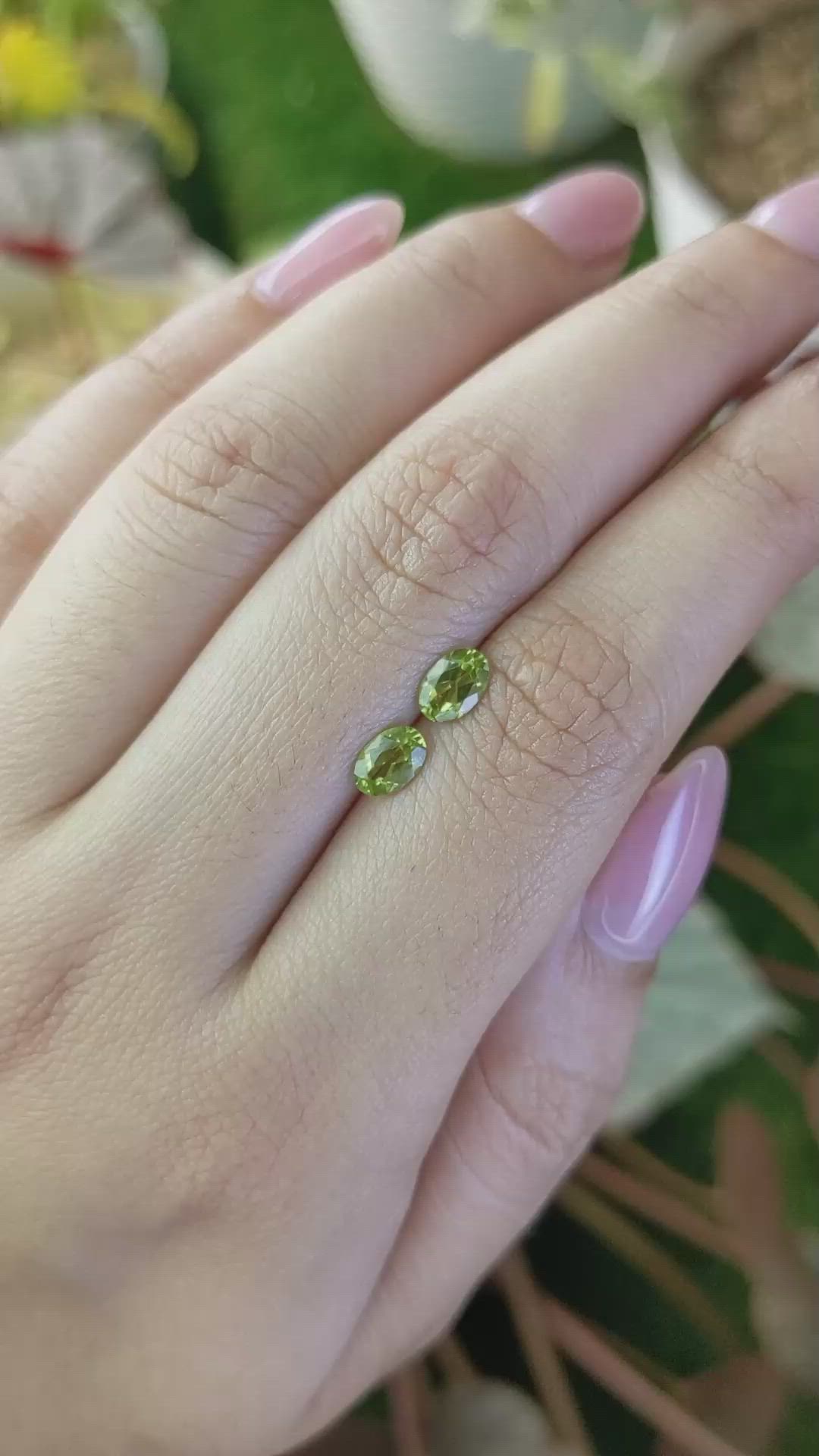 1.00 Ct.Tw.Total Carat Weight Yellowish Green Peridot Pair from Brazil Size Video