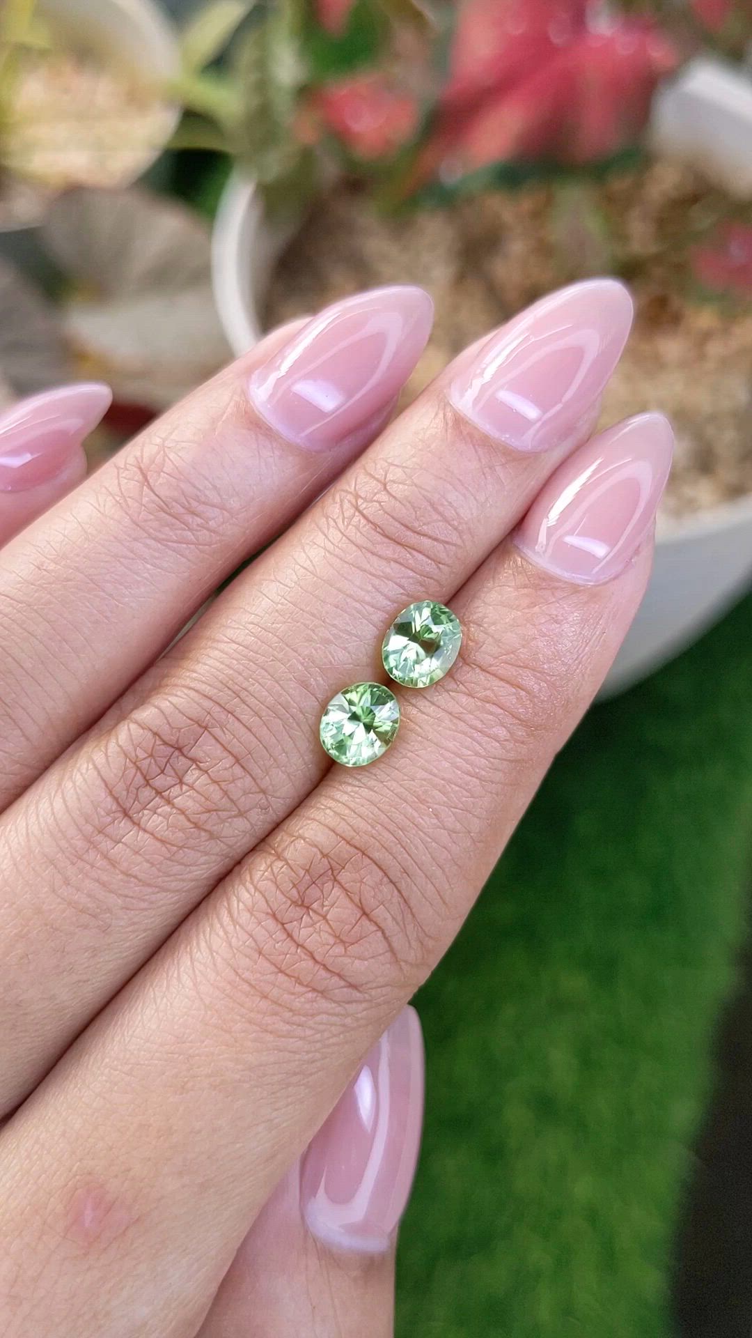 2.07 Ct.Tw.Total Carat Weight Green (Lime Green) Peridot Pair from Pakistan Size Video
