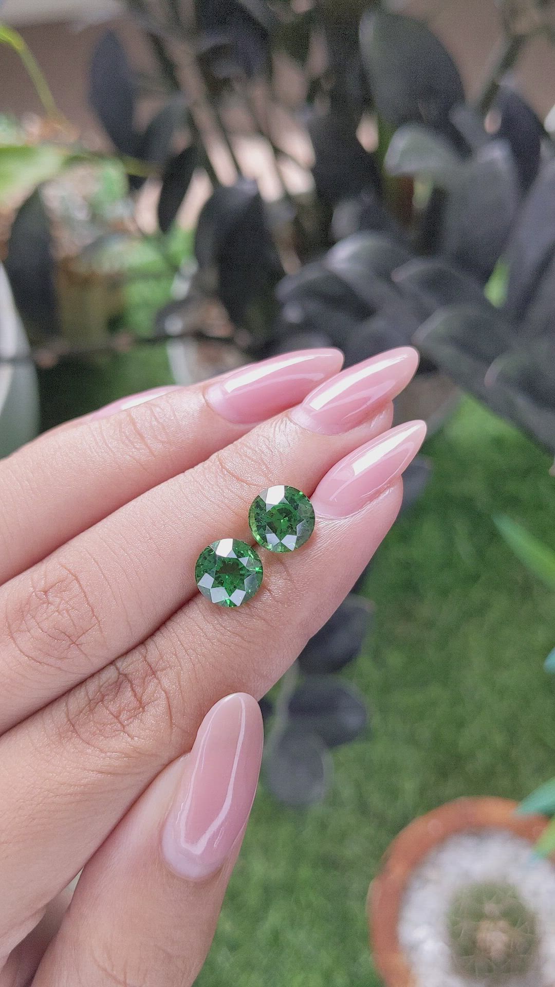 5.15 Ct.Tw.Total Carat Weight Tsavorite Garnet Pair from Kenya Size Video