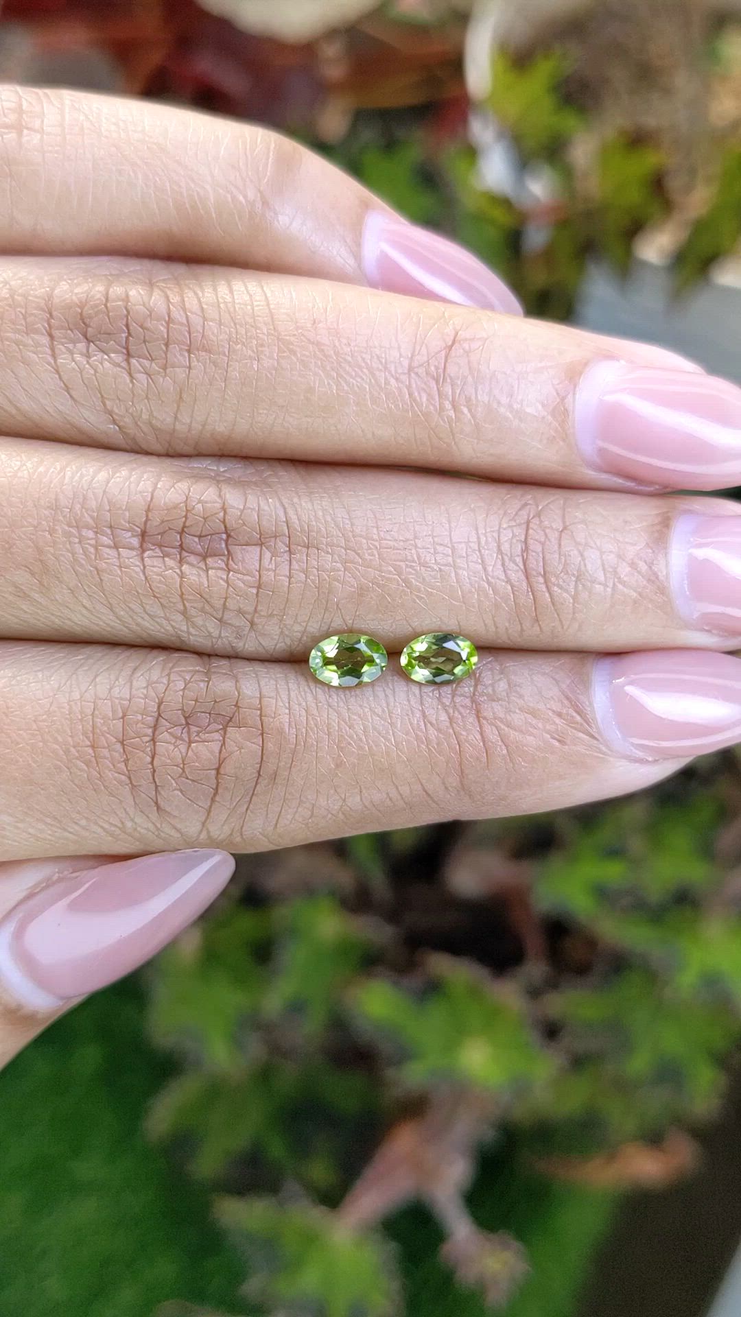 0.92 Ct.Tw.Total Carat Weight Yellowish Green Peridot Pair from Pakistan Size Video
