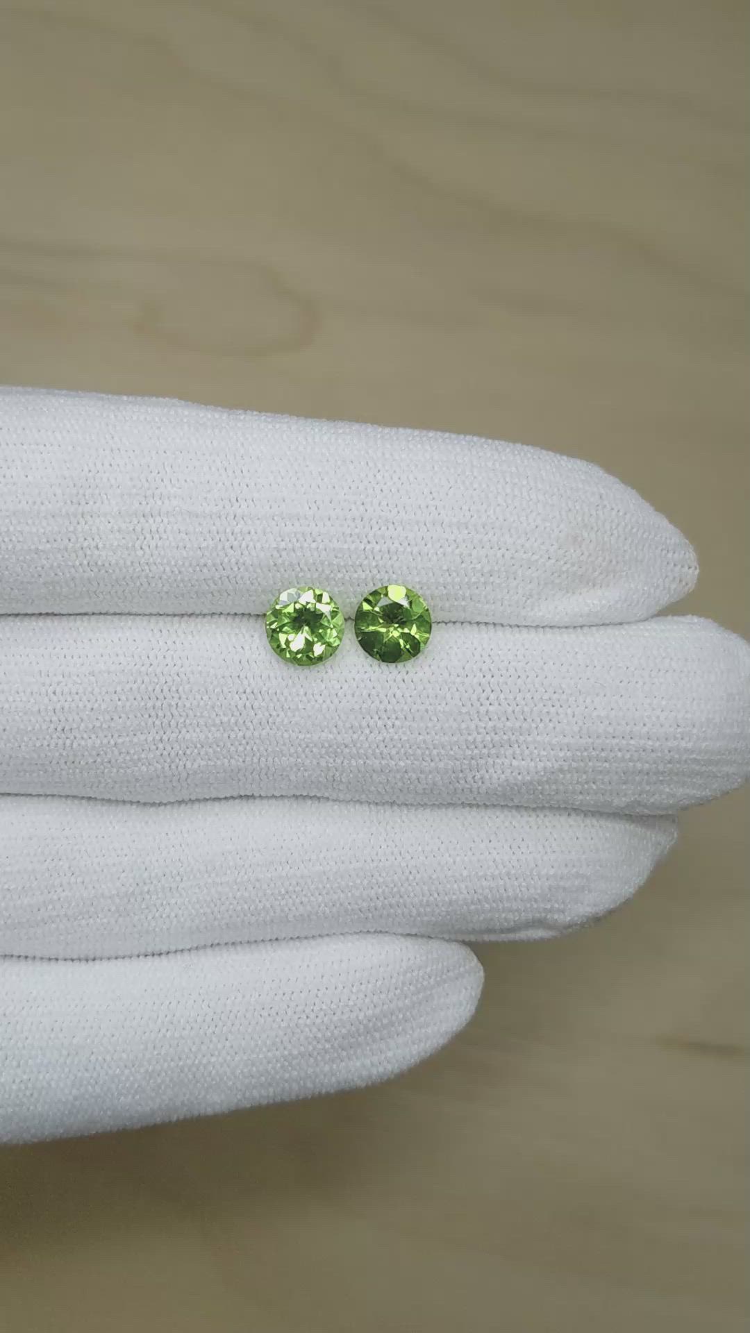 2.56 Ct.Tw.Total Carat Weight Yellowish Green Peridot Pair from Pakistan Size Video