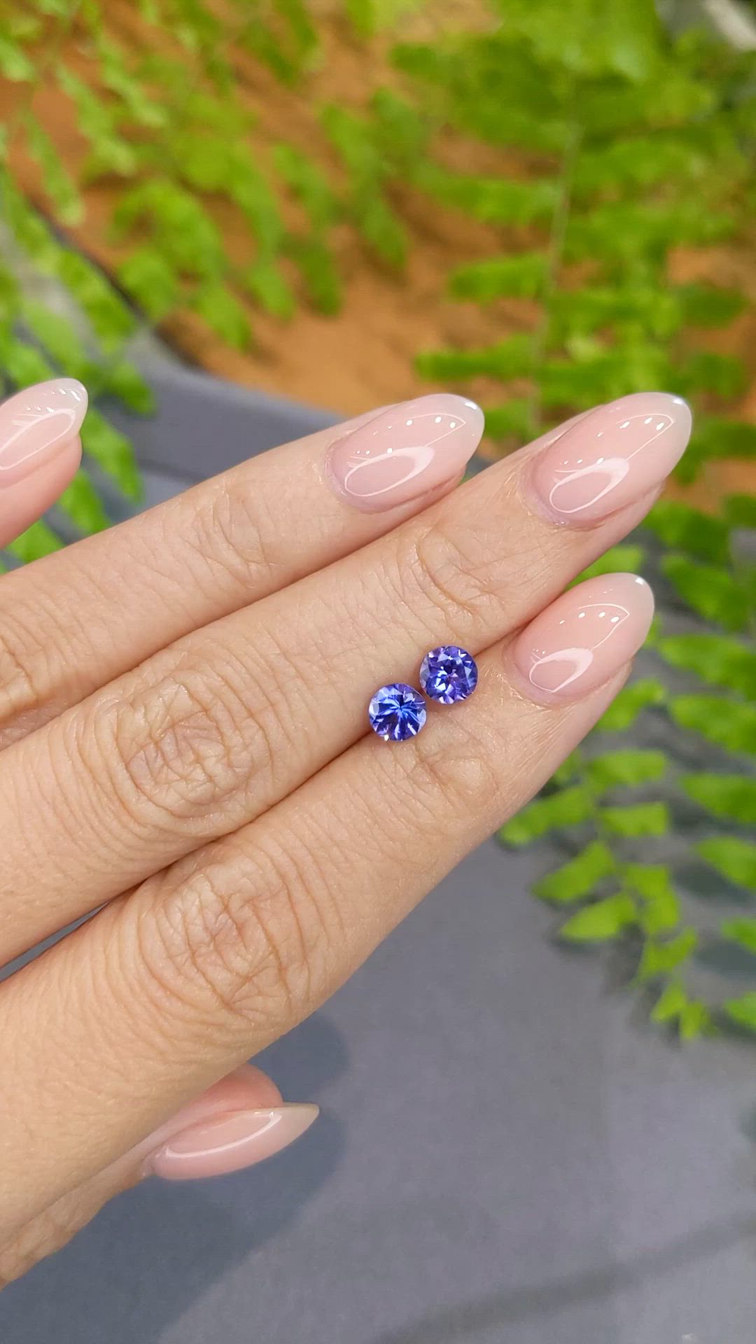 1.16 Ct.Tw.Total Carat Weight Violetish Blue Tanzanite Pair from Tanzania Size Video