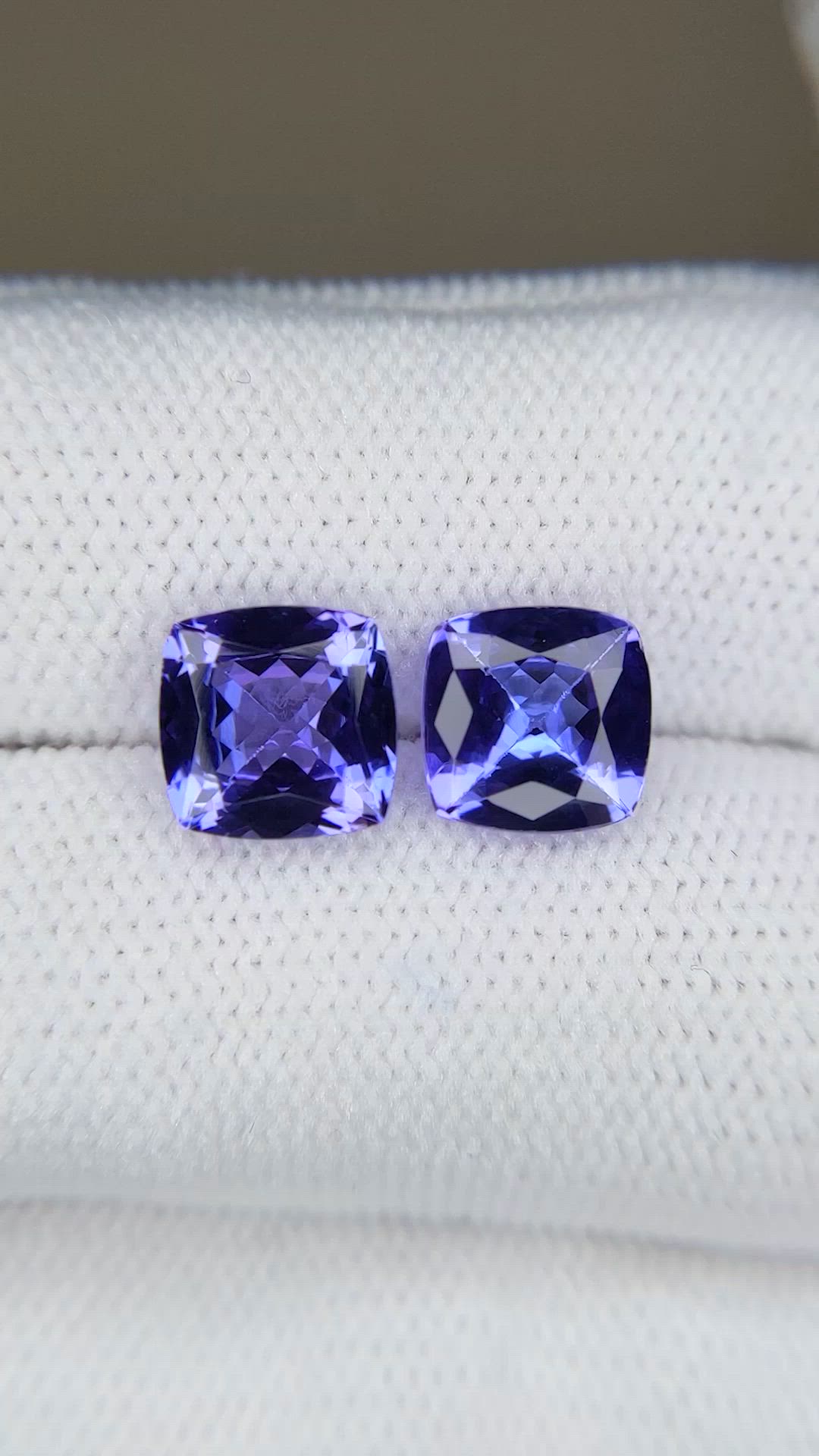 3.79 Ct.Tw.Total Carat Weight Violetish Blue Tanzanite Pair from Tanzania Size Video