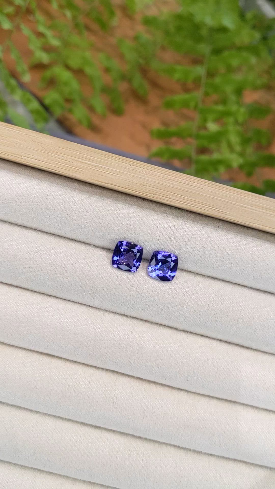 3.79 Ct.Tw.Total Carat Weight Violetish Blue Tanzanite Pair from Tanzania Size Video