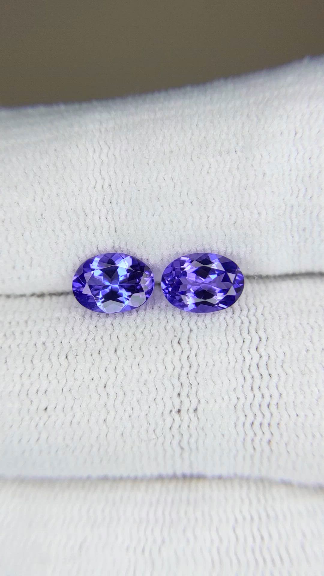 2.05 Ct.Tw.Total Carat Weight Violetish Blue Tanzanite Pair from Tanzania Size Video