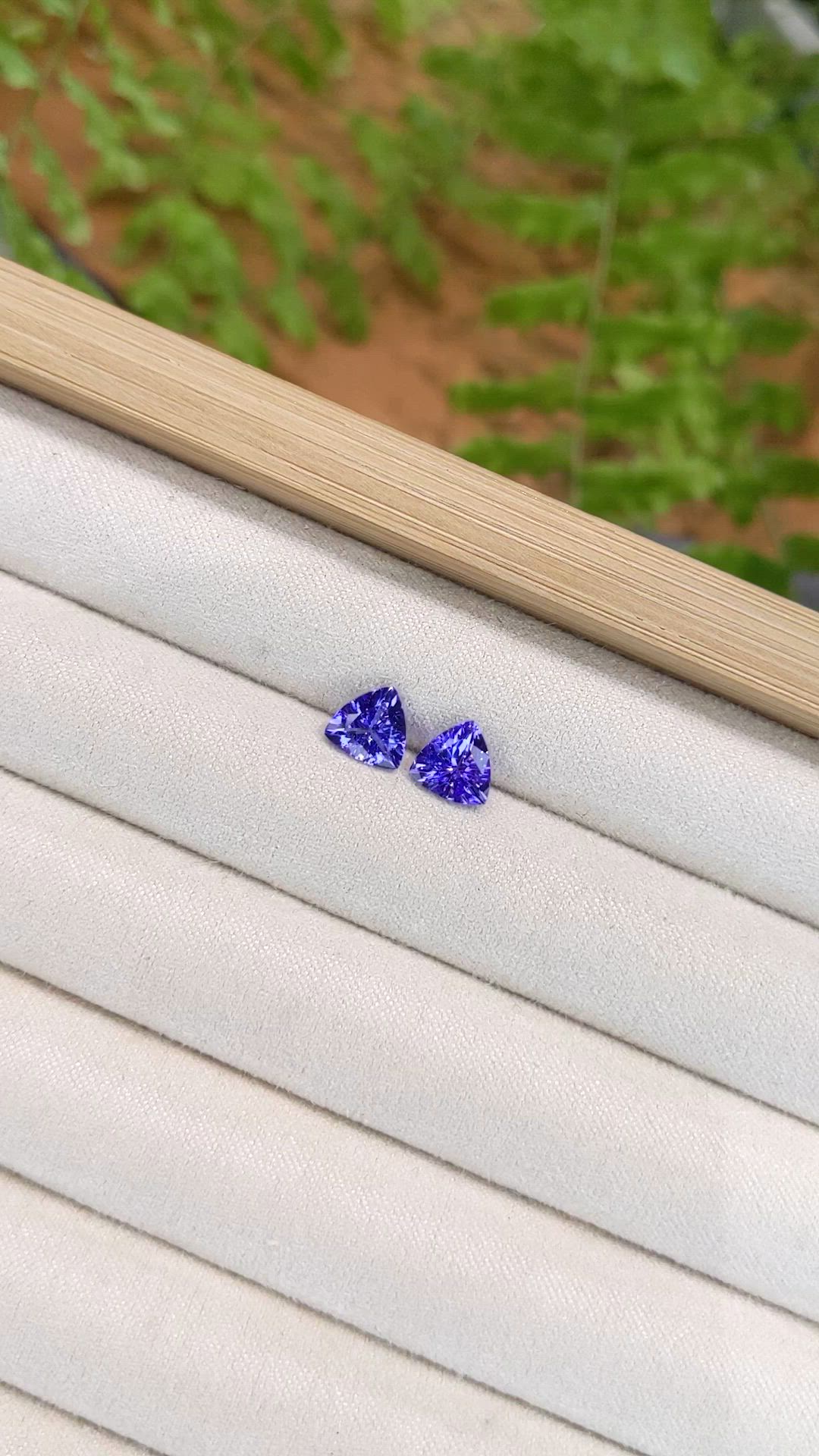 2.28 Ct.Tw.Total Carat Weight Violetish Blue Tanzanite Pair from Tanzania Size Video