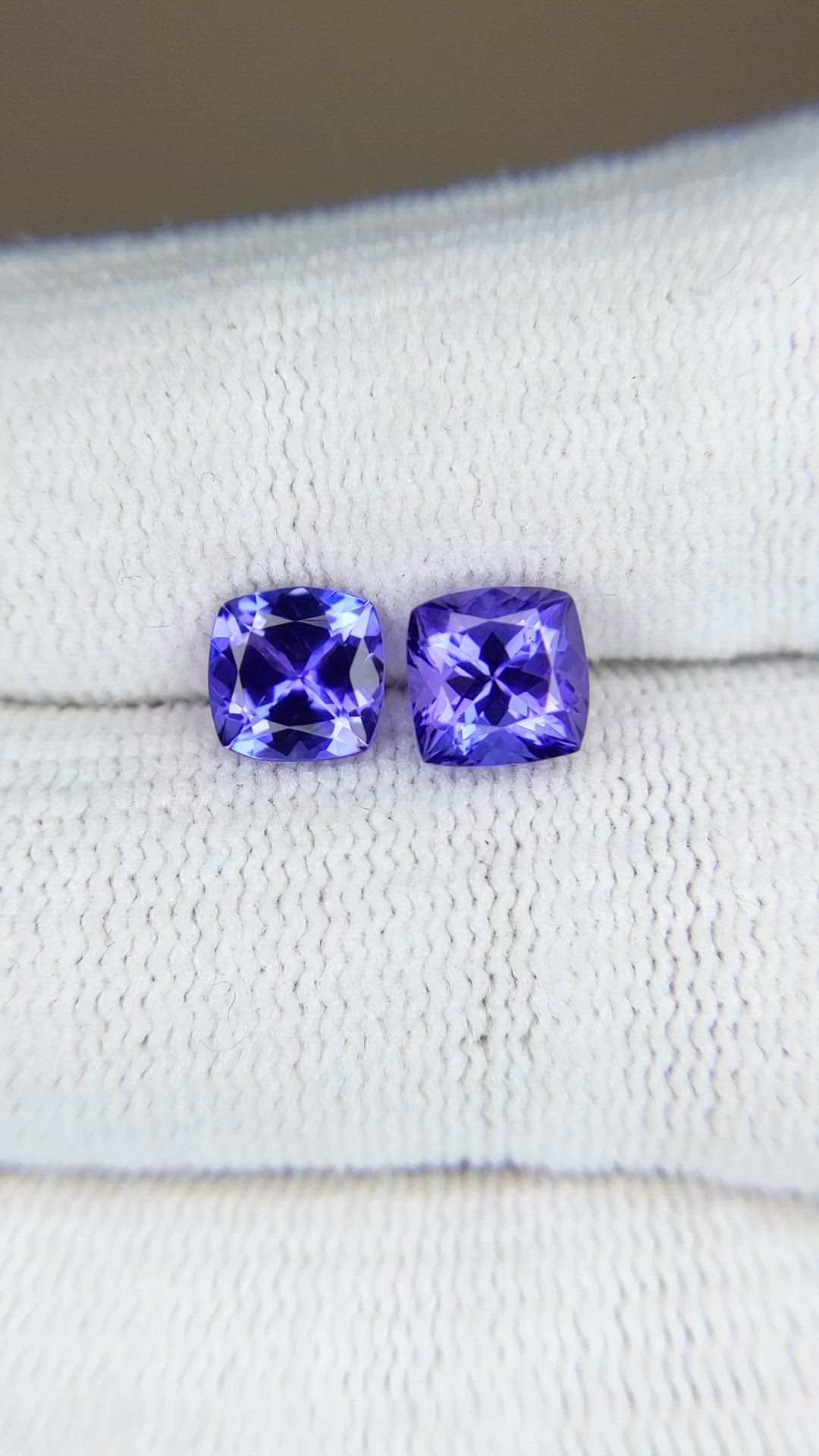 2.50 Ct.Tw.Total Carat Weight Violetish Blue Tanzanite Pair from Tanzania Size Video