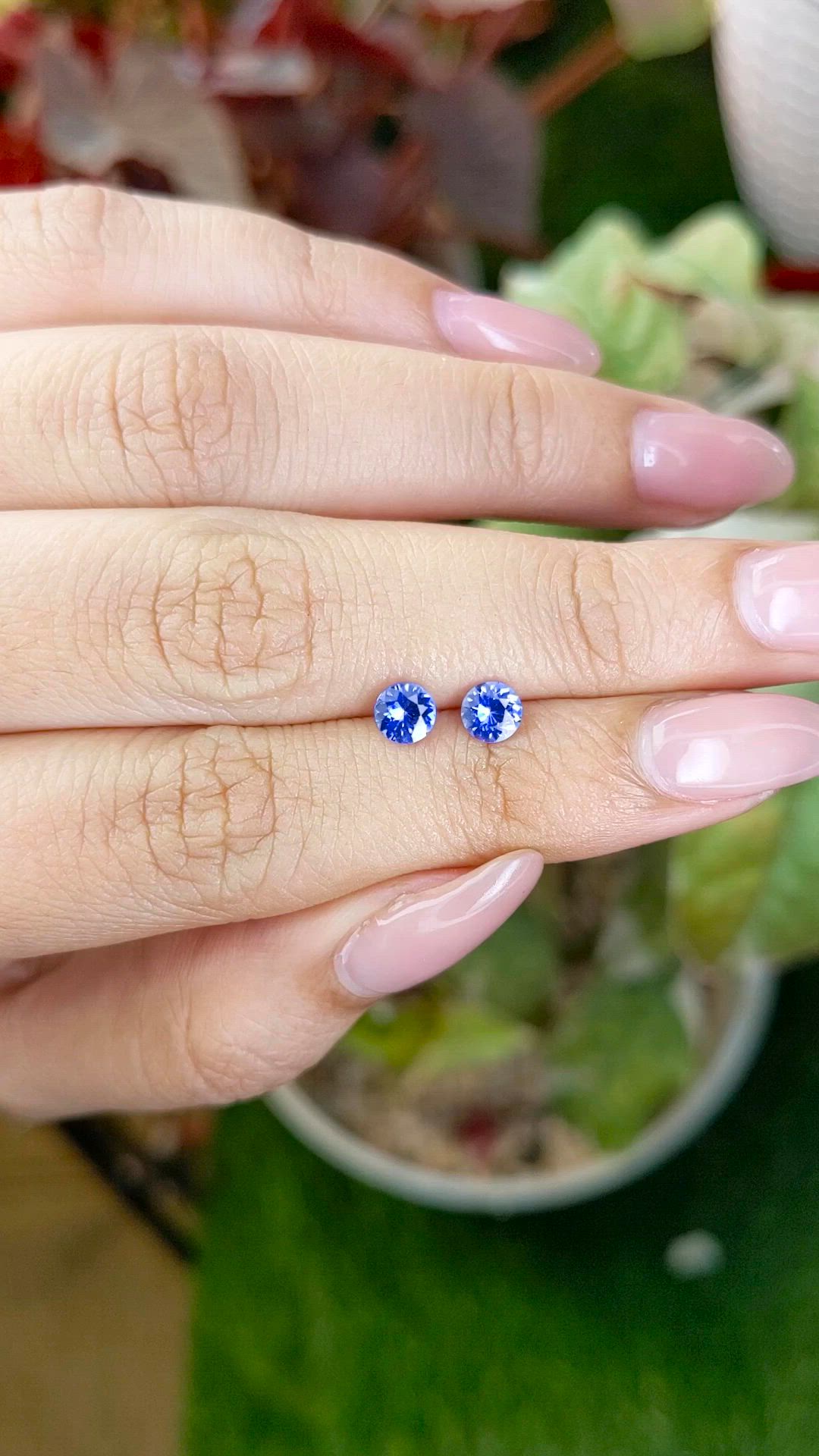 0.78 Ct.Tw.Total Carat Weight Violetish Blue Tanzanite Pair from Tanzania Size Video
