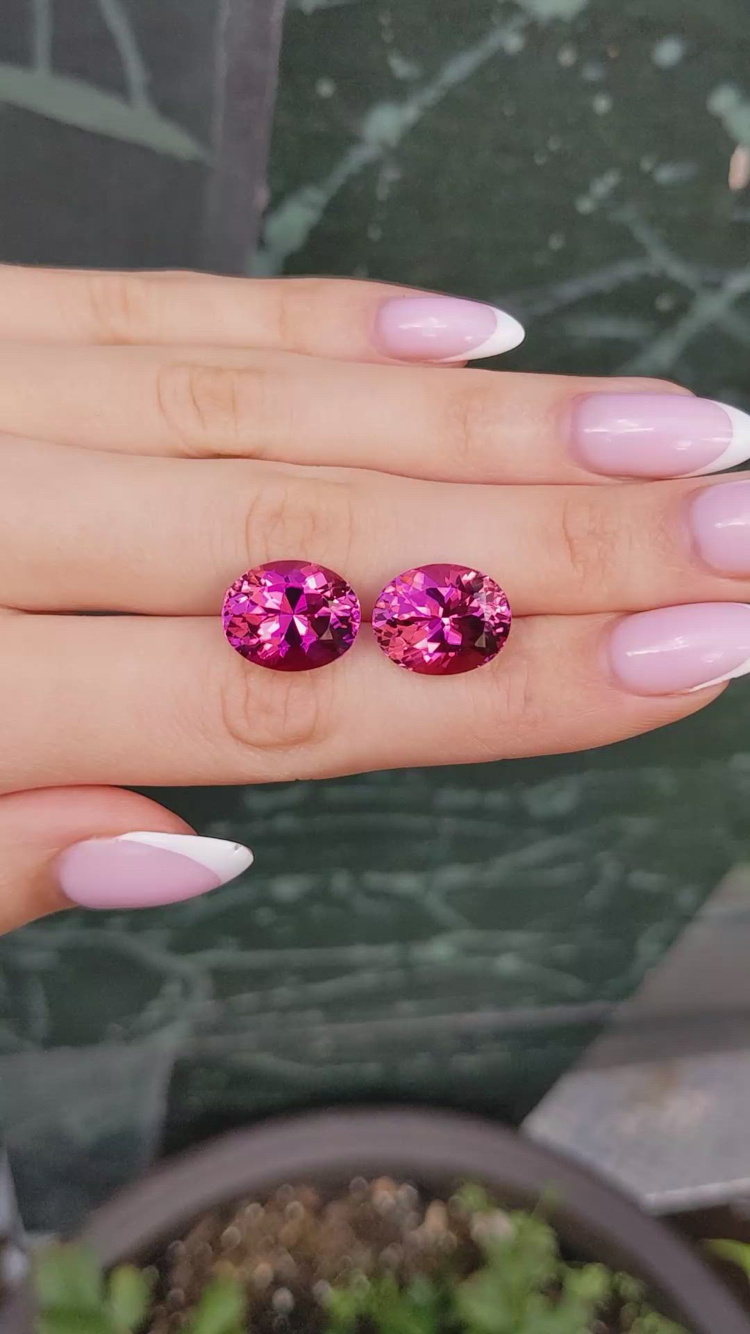 20.19&nbsp;Ct.Tw.Total Carat Weight Purplish Pink Tourmaline Pair from Brazil Size Video
