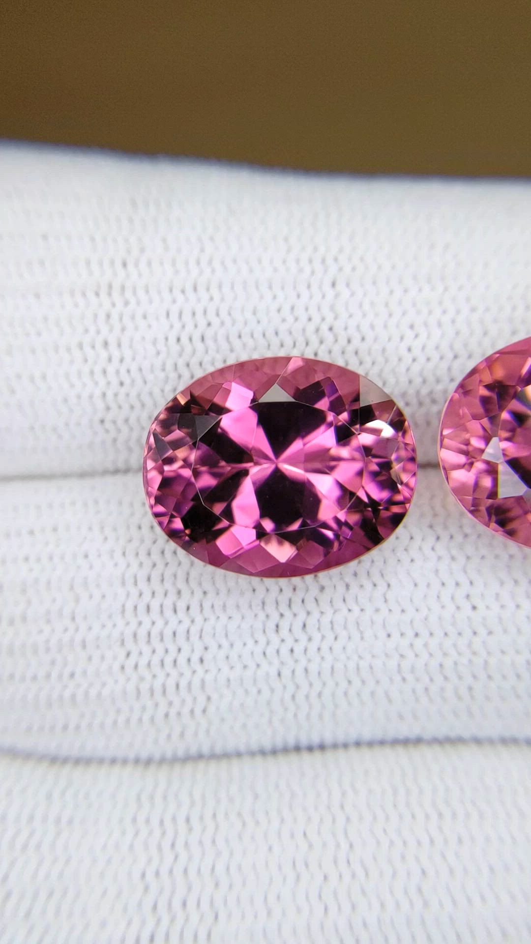 20.19&nbsp;Ct.Tw.Total Carat Weight Purplish Pink Tourmaline Pair from Brazil Size Video