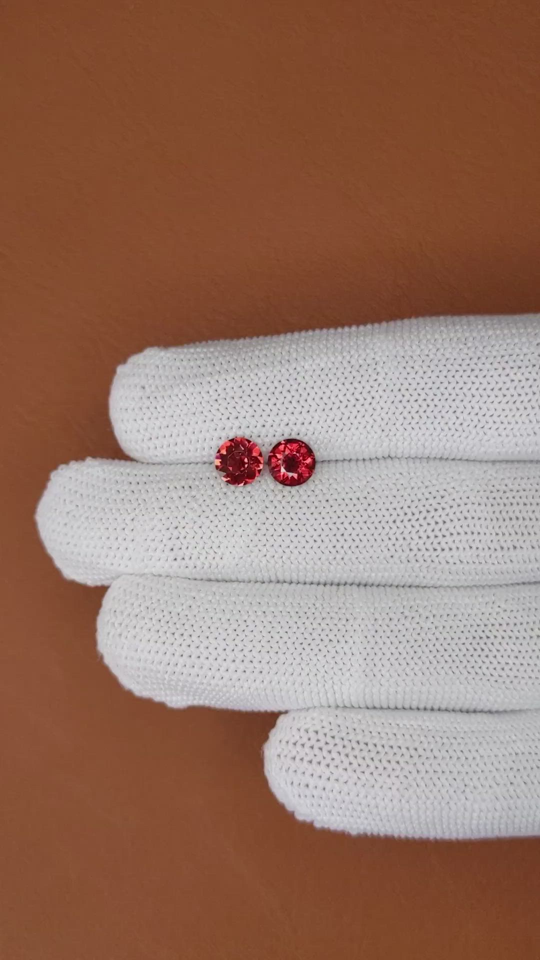 1.76&nbsp;Ct.Tw.Total Carat Weight Red Garnet Pair from Ceylon (Sri Lanka) Size Video