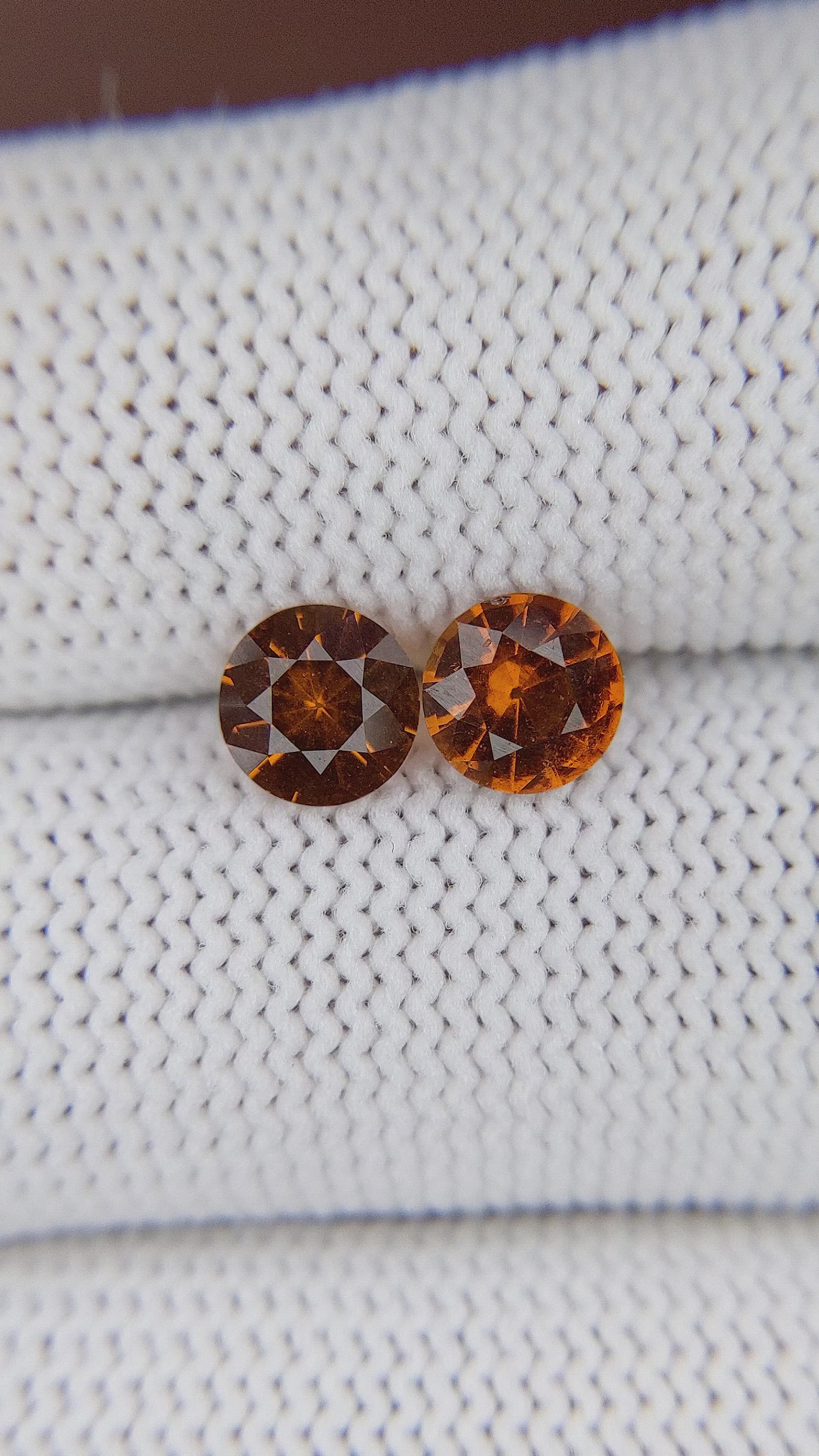 1.69&nbsp;Ct.Tw.Total Carat Weight Orange Hessonite Garnet Pair from Madagascar Size Video