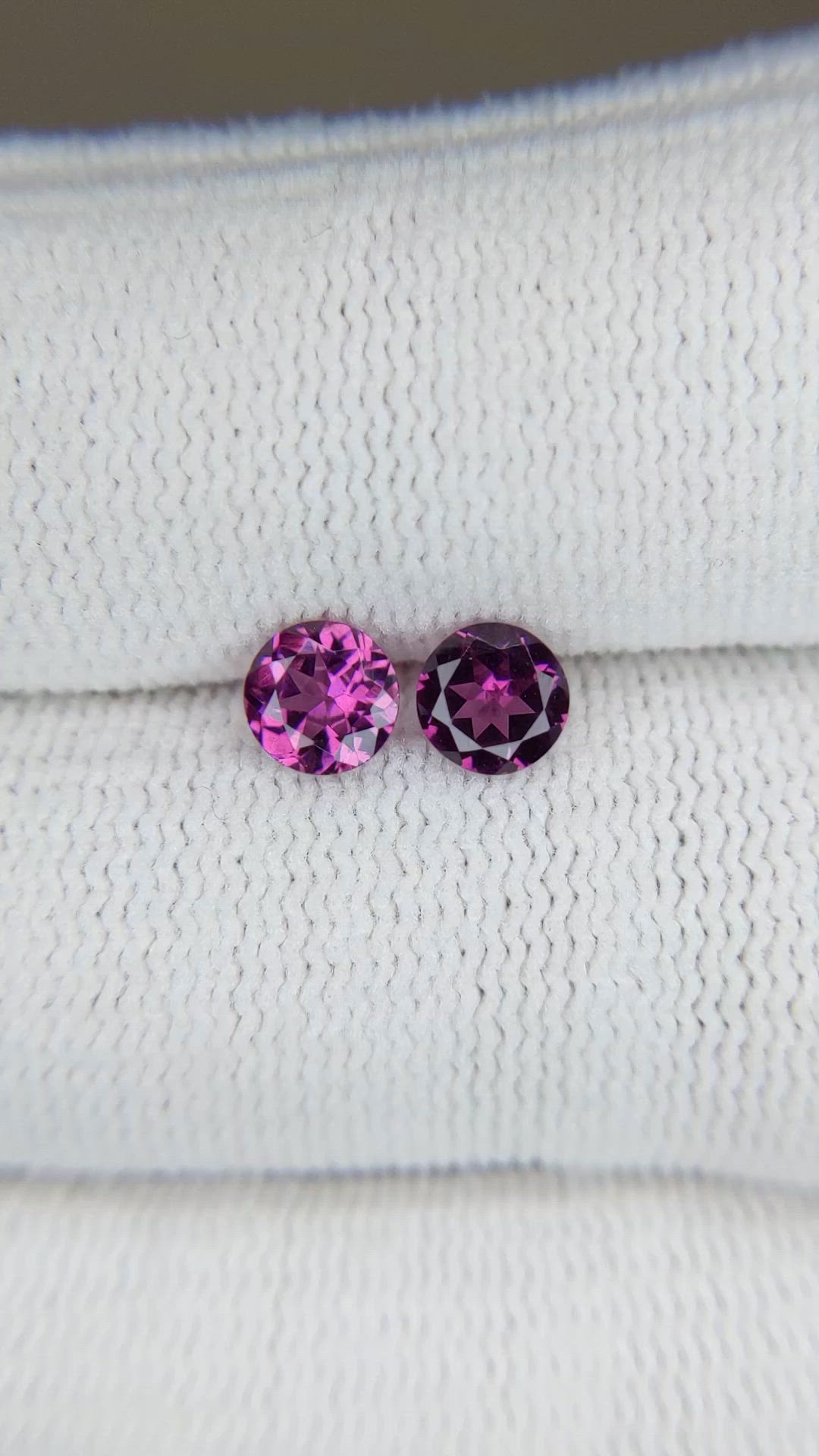 1.00&nbsp;Ct.Tw.Total Carat Weight Purple Rhodolite Garnet Pair from Tanzania Size Video
