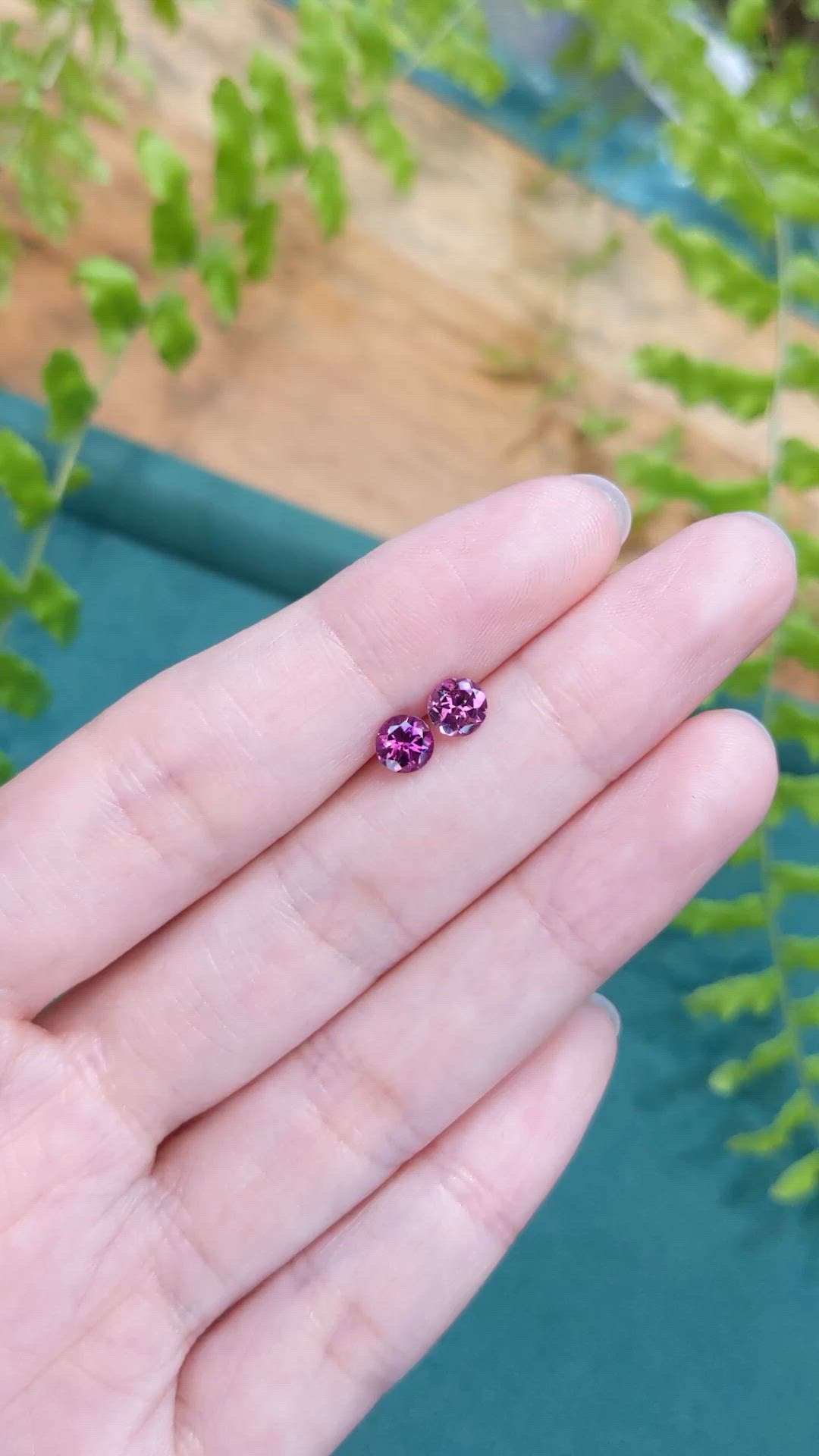 1.15&nbsp;Ct.Tw.Total Carat Weight Purple Rhodolite Garnet Pair from Tanzania Size Video