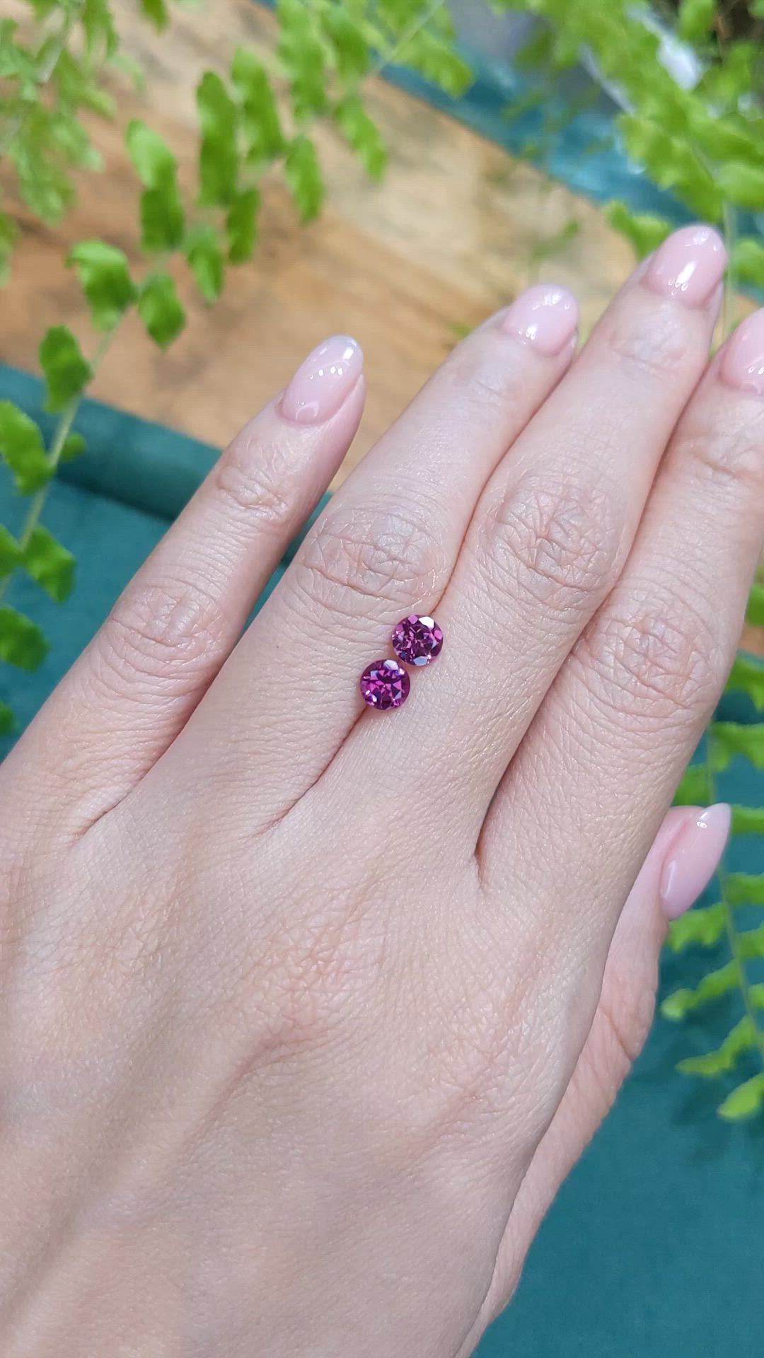 1.15&nbsp;Ct.Tw.Total Carat Weight Purple Rhodolite Garnet Pair from Tanzania Size Video