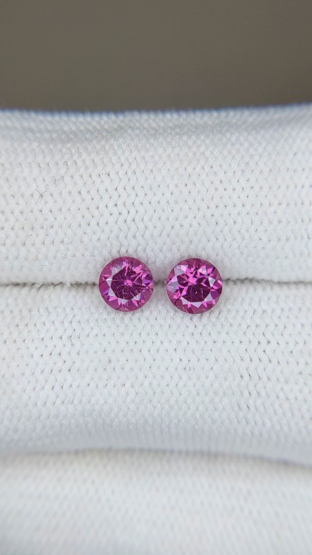 1.21&nbsp;Ct.Tw.Total Carat Weight Purplish Pink Rhodolite Garnet Pair from Tanzania Size Video