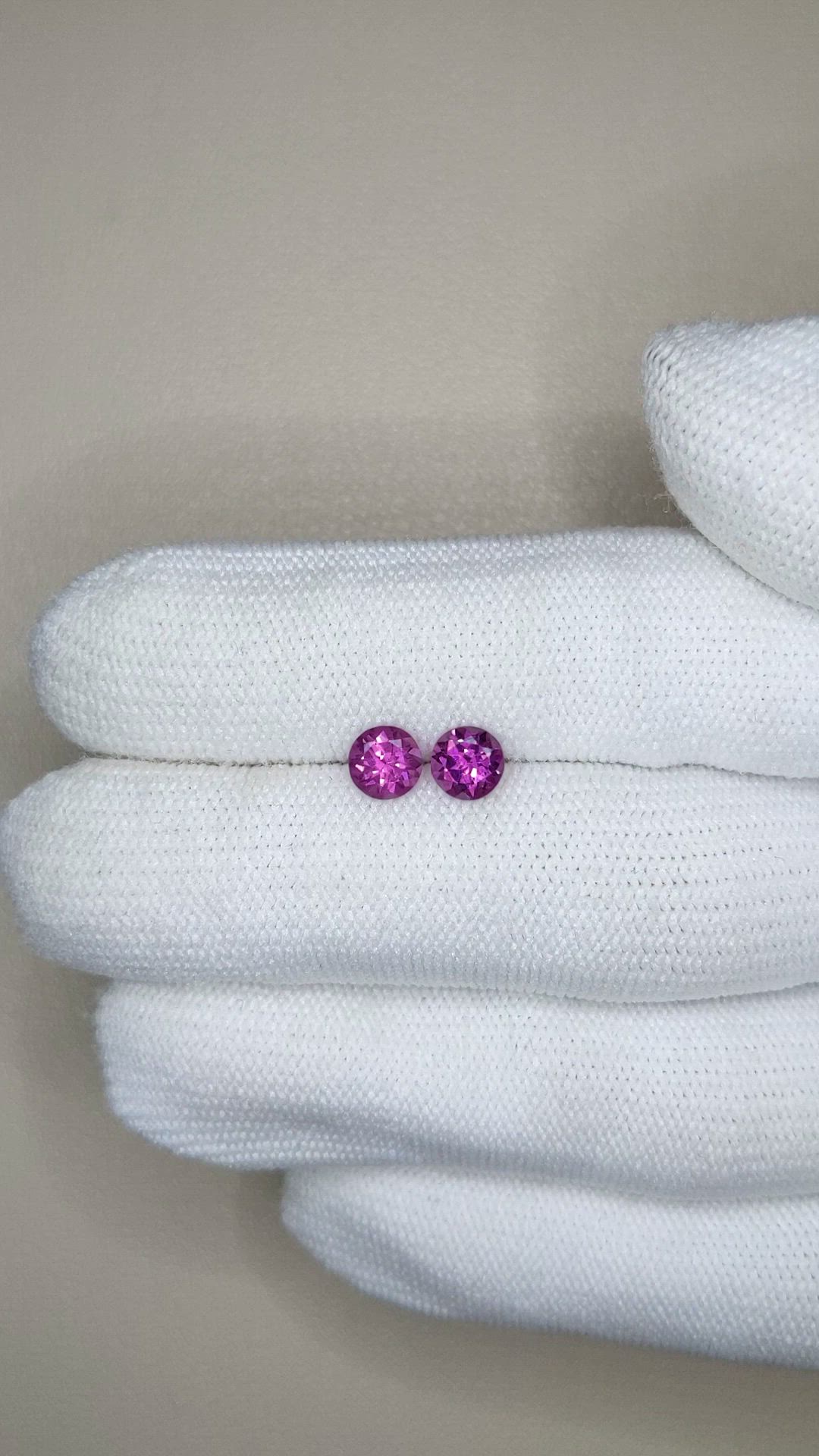 1.34&nbsp;Ct.Tw.Total Carat Weight Purple Rhodolite Garnet Pair from Tanzania Size Video