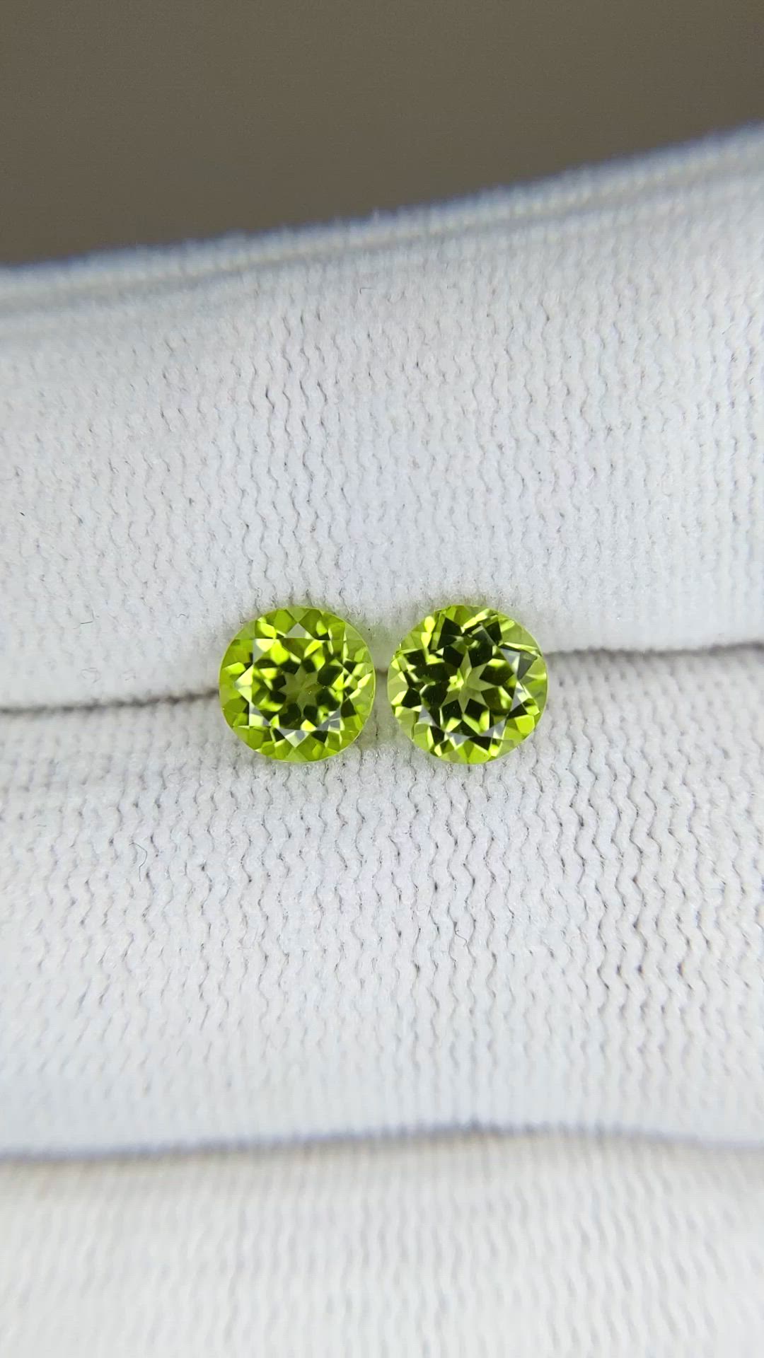 1.82 Ct.Tw.Total Carat Weight Green (Lime Green) Peridot Pair from Burma (Myanmar) Size Video