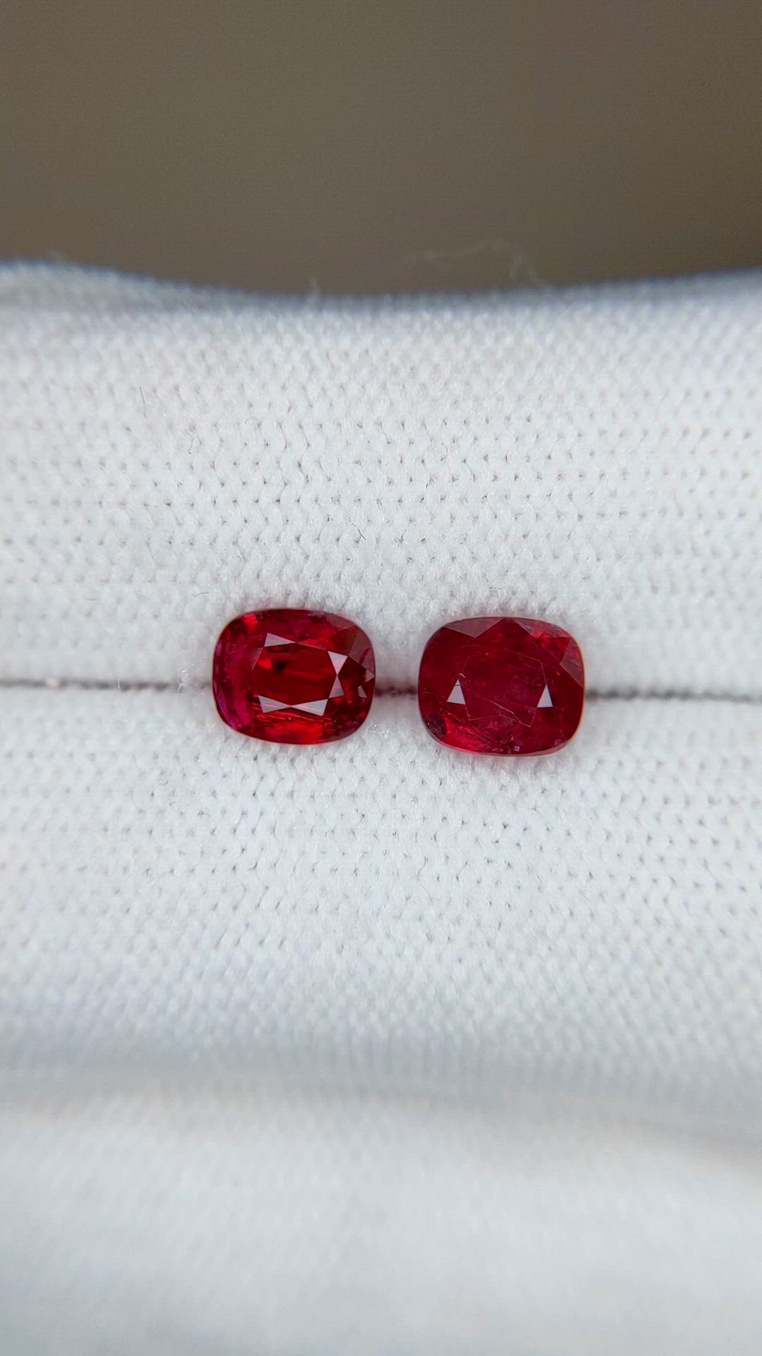 2.34&nbsp;Ct.Tw.Total Carat Weight Red Spinel Pair from Burma (Myanmar) Size Video