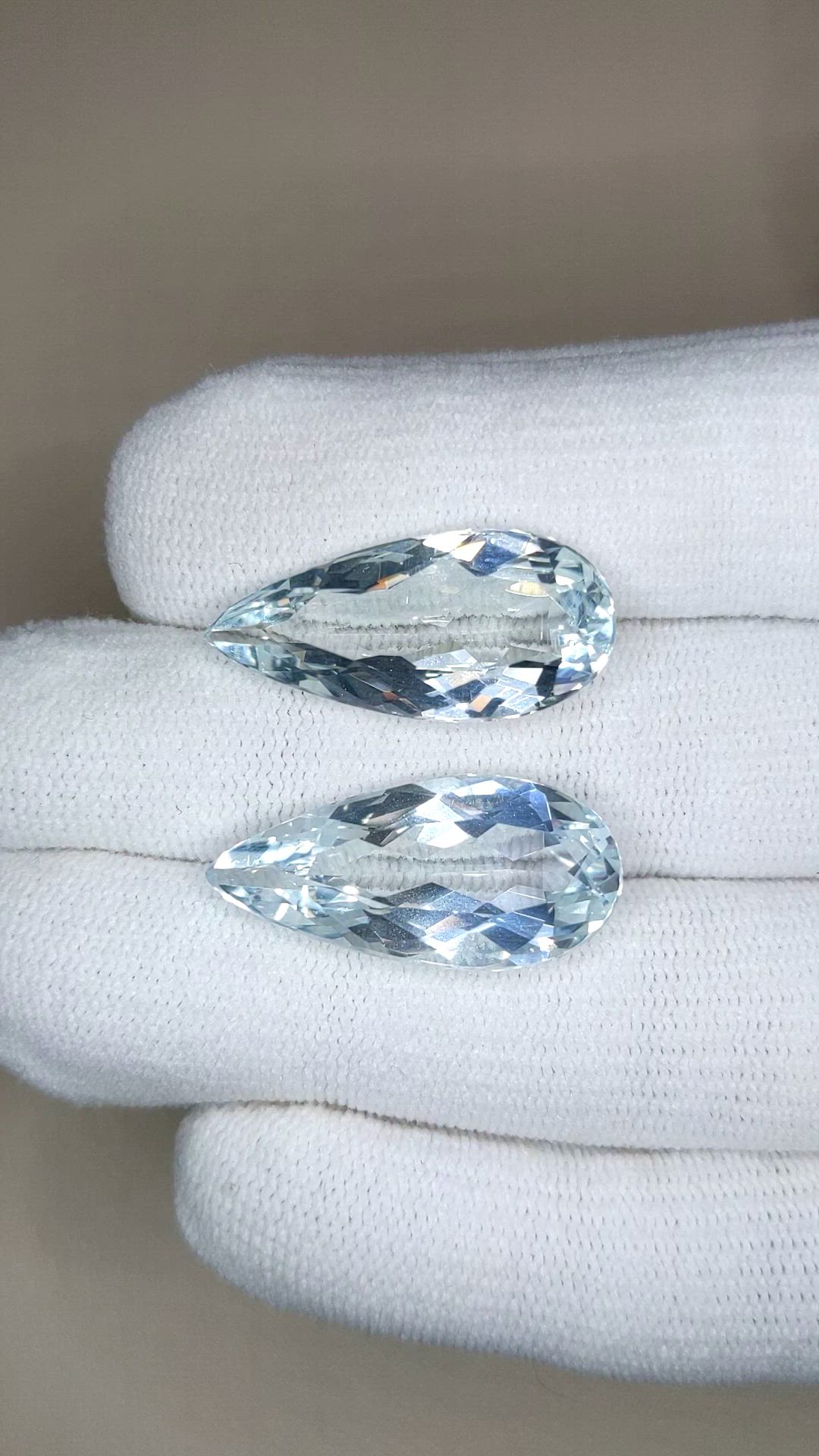 21.56&nbsp;Ct.Tw.Total Carat Weight Bluish Green Aquamarine Pair from Brazil Size Video
