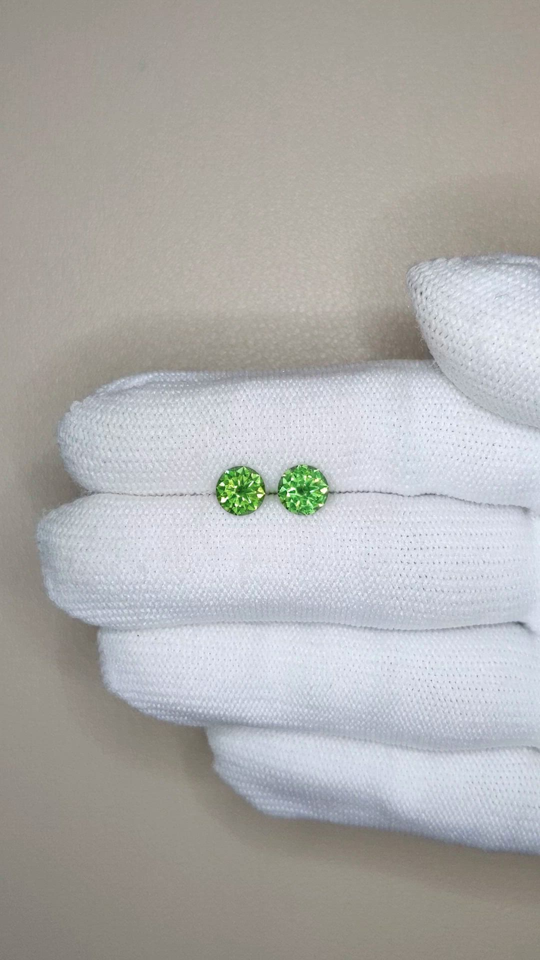 2.10&nbsp;Ct.Tw.Total Carat Weight Green Demantoid Garnet Pair from Russia Size Video