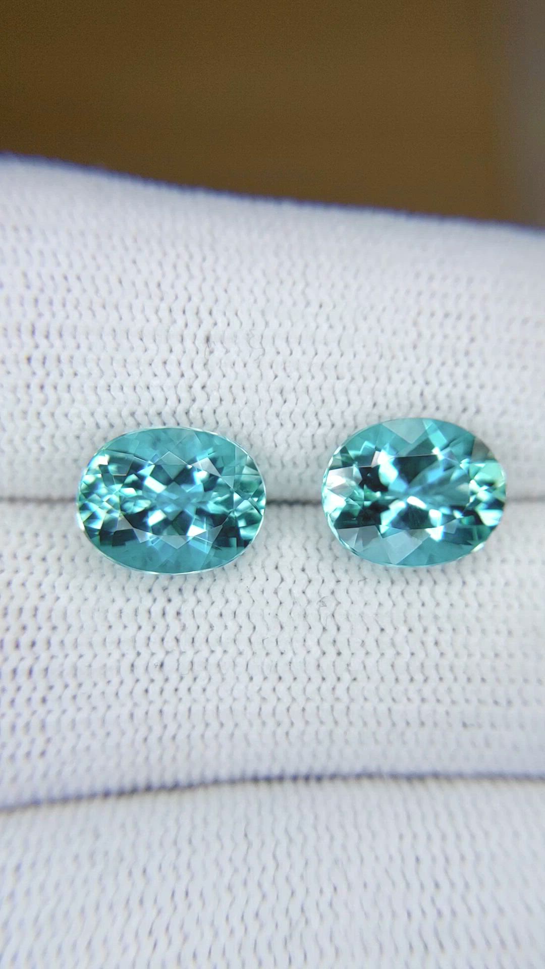 4.96&nbsp;Ct.Tw.Total Carat Weight Blue Aquamarine Pair from Tanzania Size Video