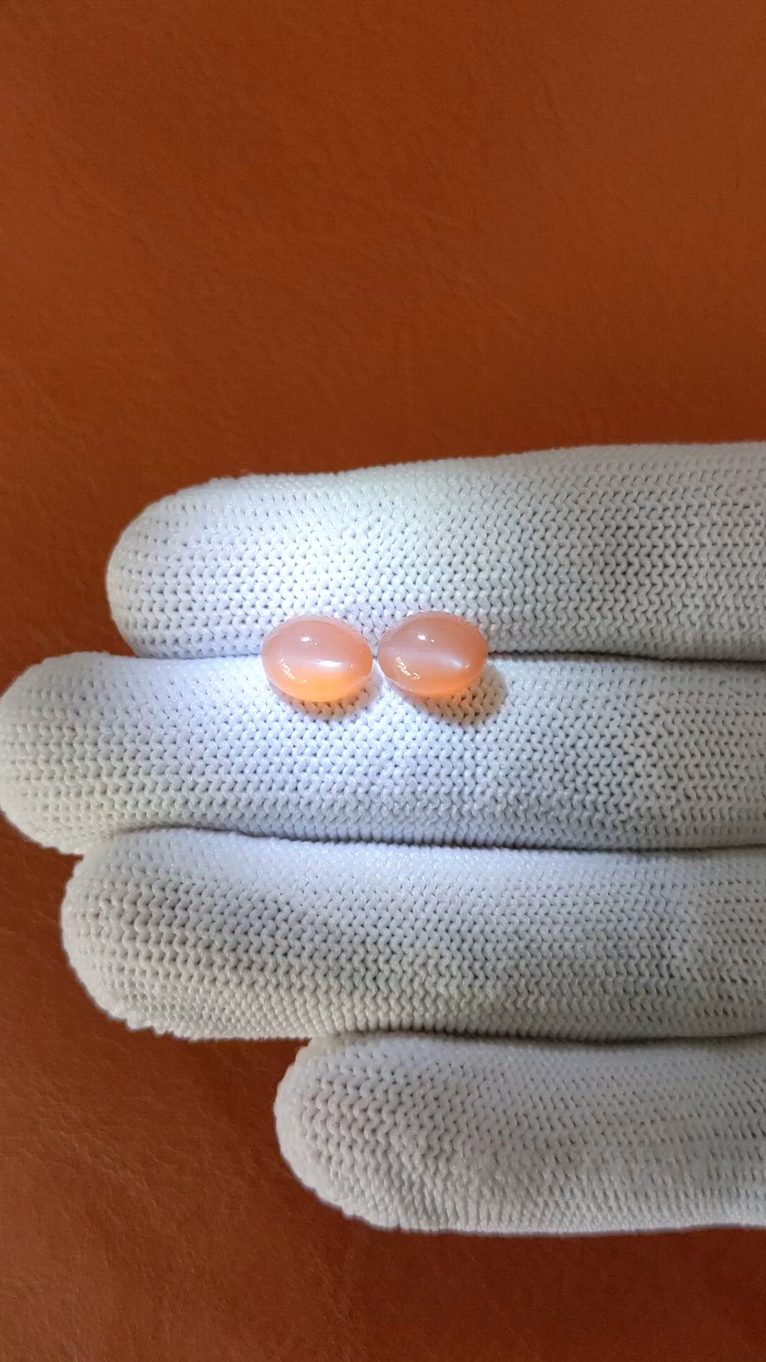 4.78&nbsp;Ct.Tw.Total Carat Weight Peach Cabochon Moonstone Pair from Ceylon (Sri Lanka) Size Video