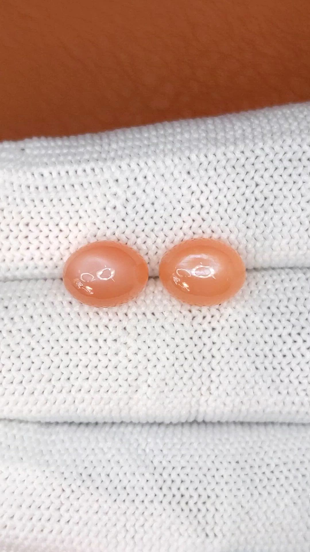 4.78&nbsp;Ct.Tw.Total Carat Weight Peach Cabochon Moonstone Pair from Ceylon (Sri Lanka) Size Video
