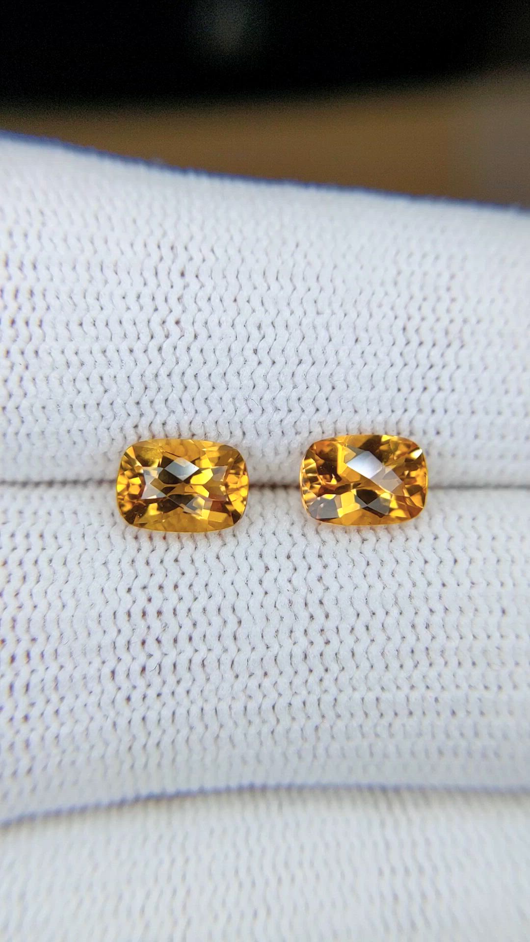 1.70&nbsp;Ct.Tw.Total Carat Weight Orangish Yellow Citrine Pair from Brazil Size Video