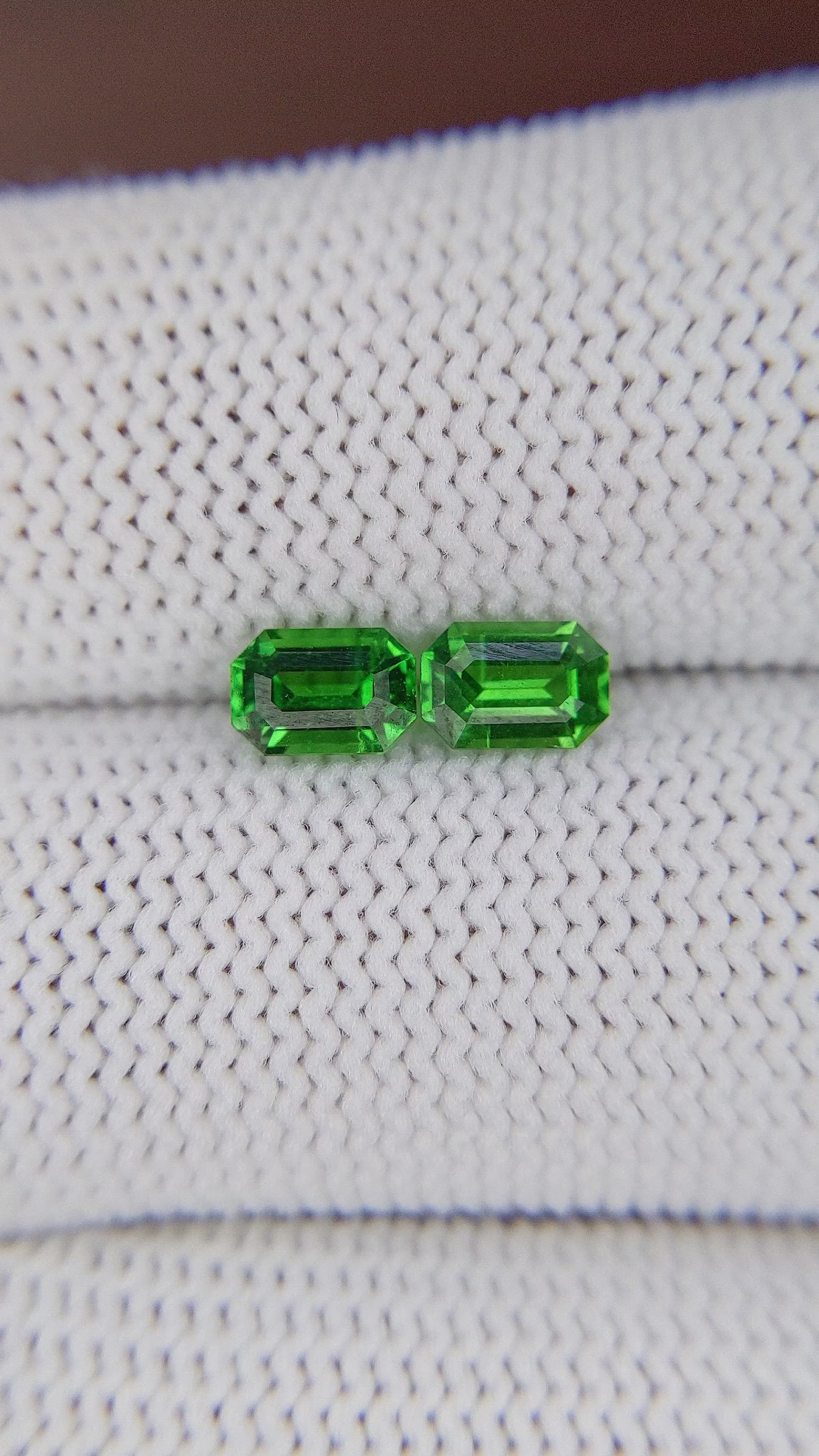 1.31 Ct.Tw.Total Carat Weight Tsavorite Garnet Pair from Tanzania Size Video