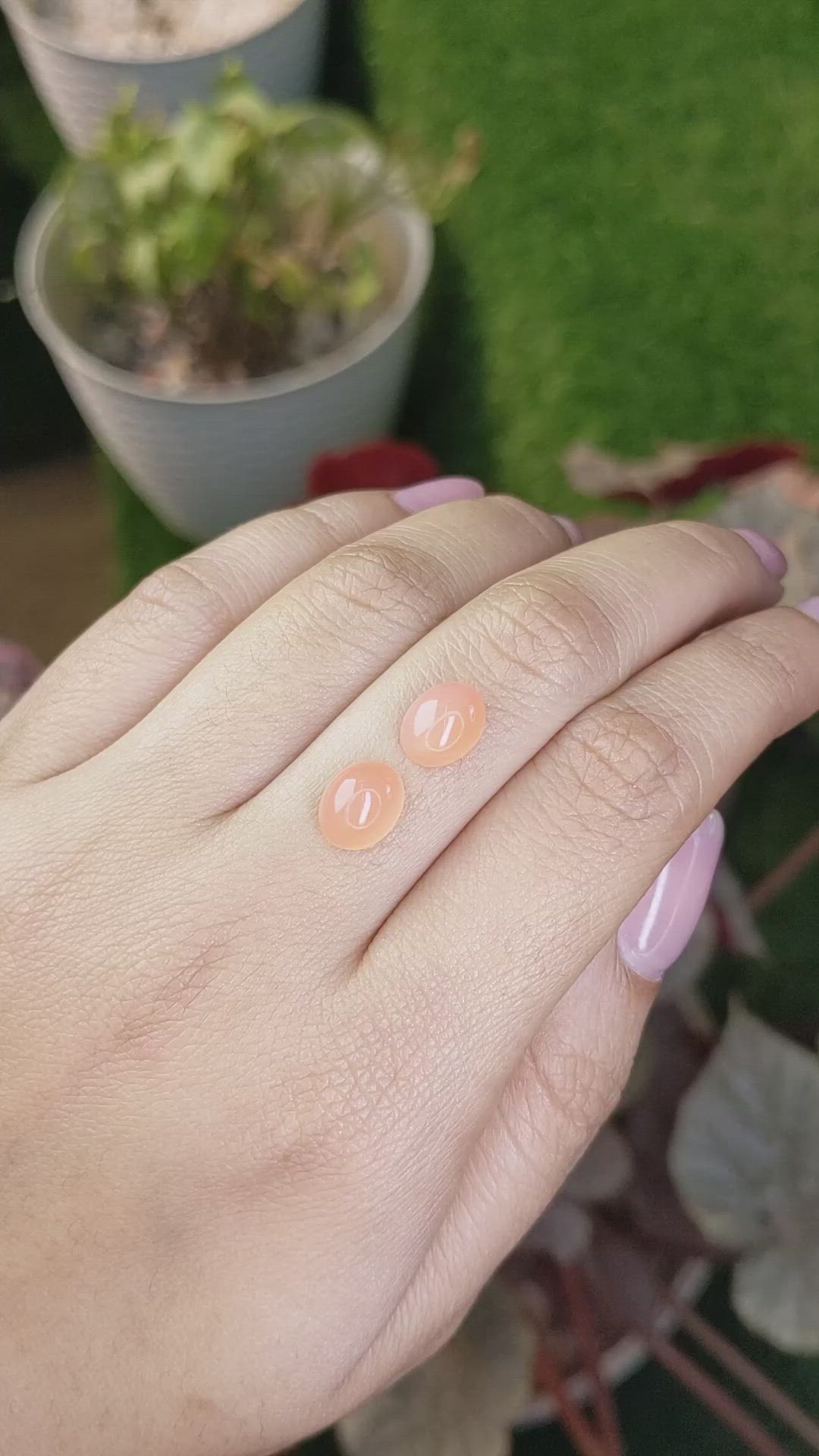 4.57&nbsp;Ct.Tw.Total Carat Weight Peach Cabochon Moonstone Pair from Ceylon (Sri Lanka) Size Video