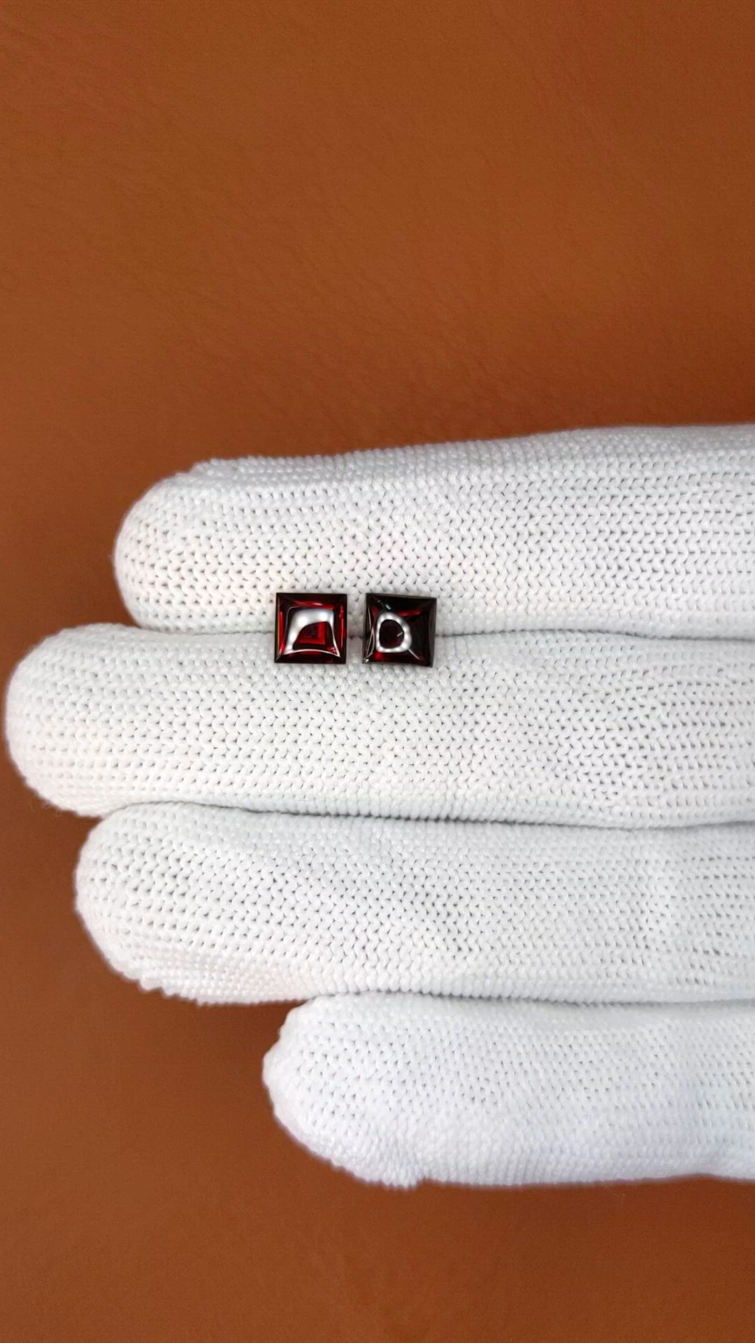 3.08&nbsp;Ct.Tw.Total Carat Weight Red Cabochon Almandine Garnet Pair from Ceylon (Sri Lanka) Size Video