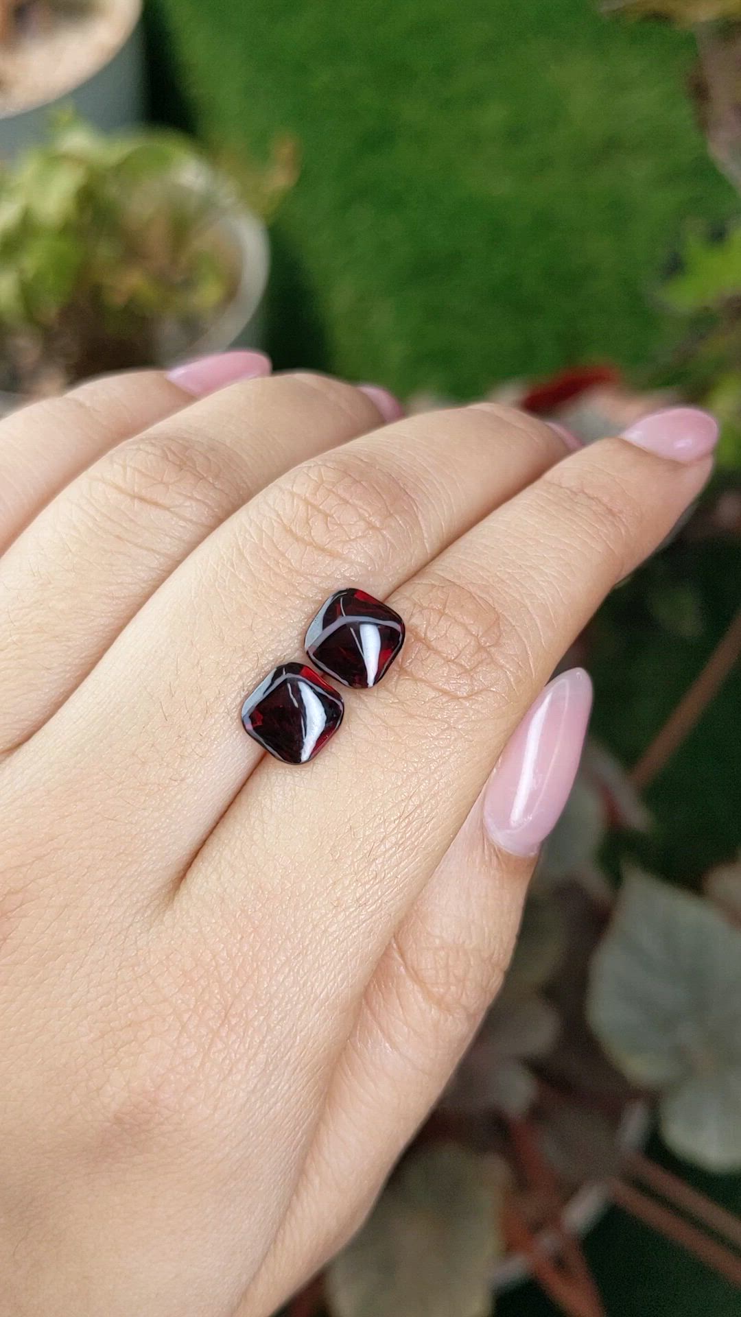 4.84&nbsp;Ct.Tw.Total Carat Weight Red Cabochon Almandine Garnet Pair from Ceylon (Sri Lanka) Size Video
