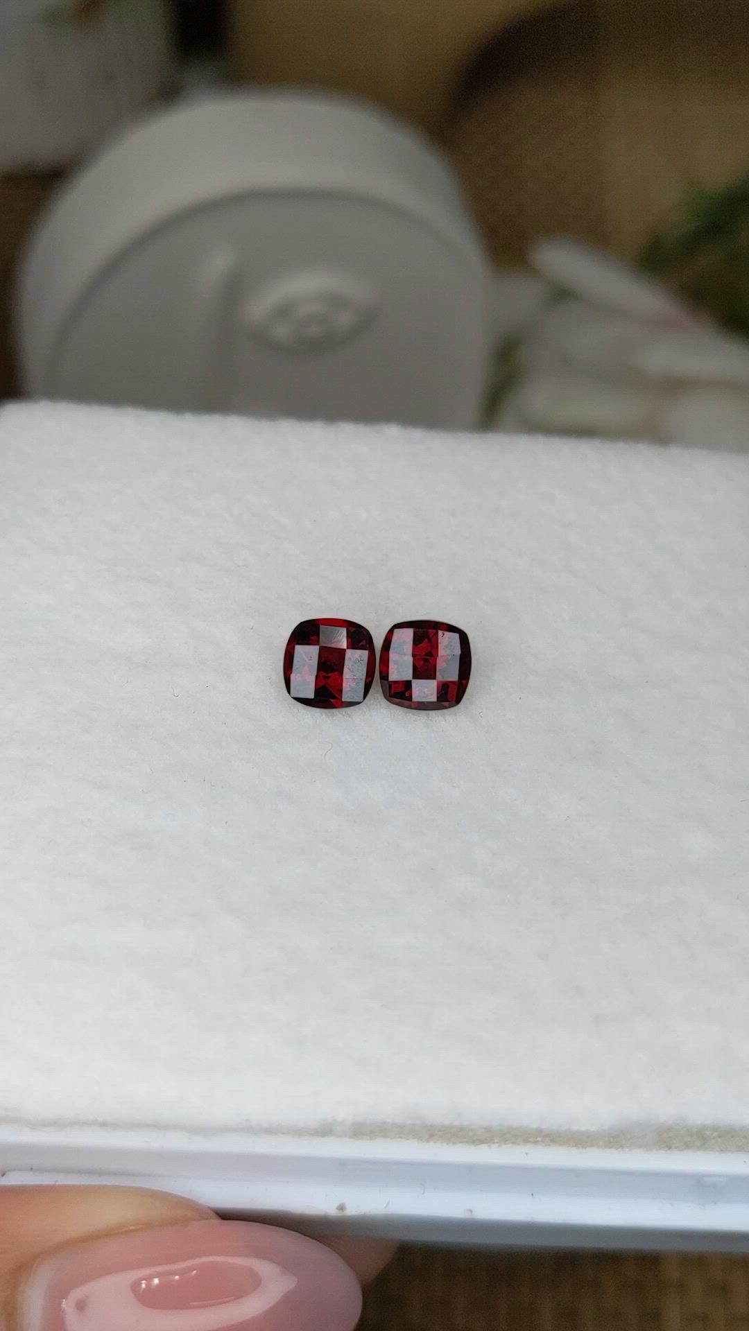 2.50&nbsp;Ct.Tw.Total Carat Weight Red Almandine Garnet Pair from Ceylon (Sri Lanka) Size Video