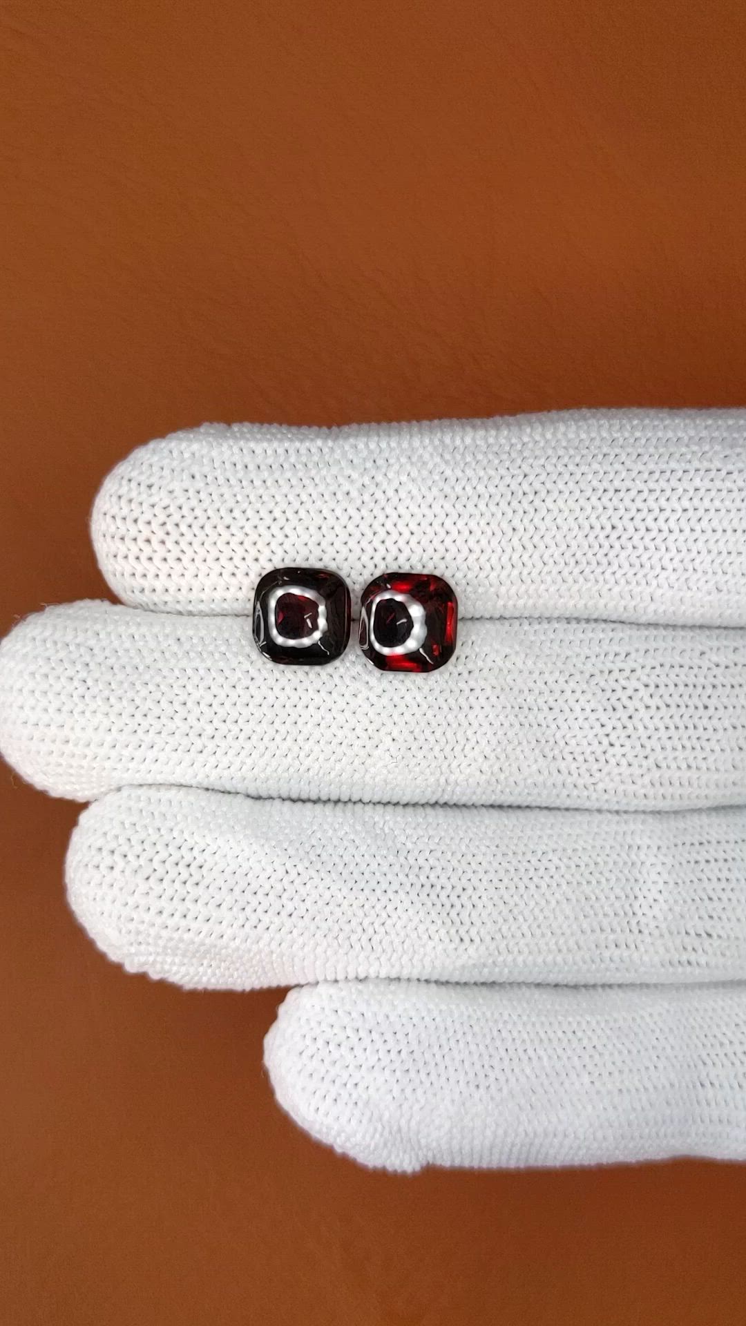 4.68&nbsp;Ct.Tw.Total Carat Weight Red Cabochon Almandine Garnet Pair from Ceylon (Sri Lanka) Size Video
