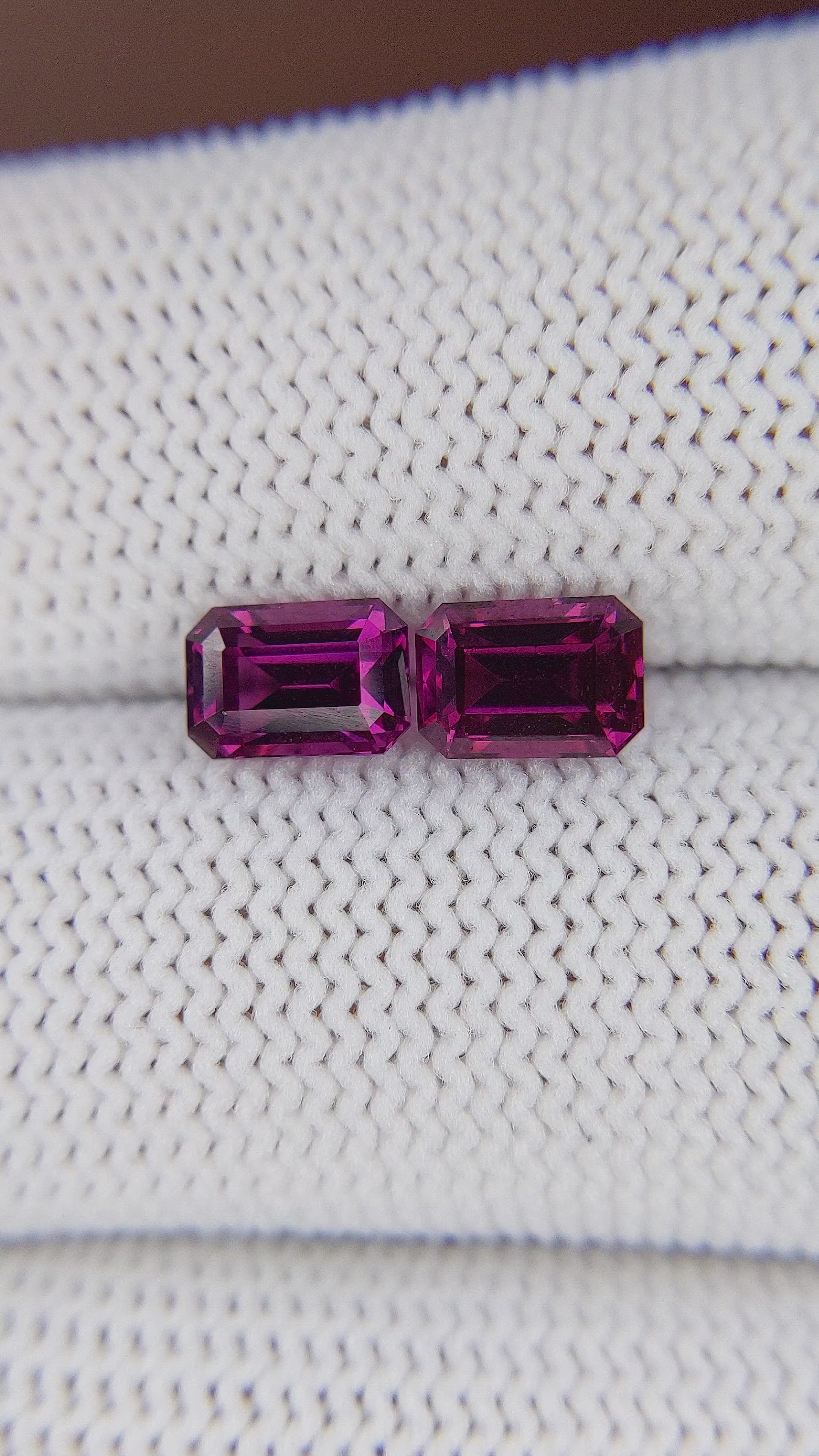 2.62 Ct.Tw.Total Carat Weight Purplish Pink Garnet Pair from Ceylon (Sri Lanka) Size Video