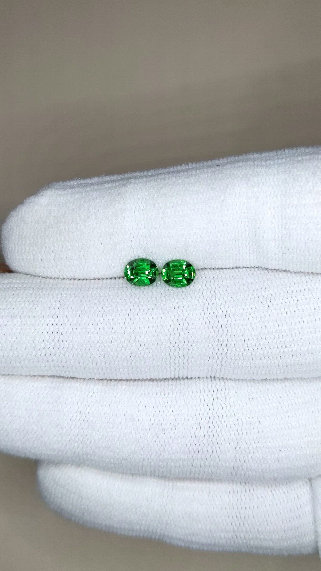 1.27 Ct.Tw.Total Carat Weight Tsavorite Garnet Pair from Tanzania Size Video