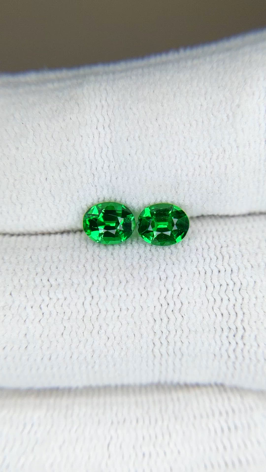 1.27 Ct.Tw.Total Carat Weight Tsavorite Garnet Pair from Tanzania Size Video