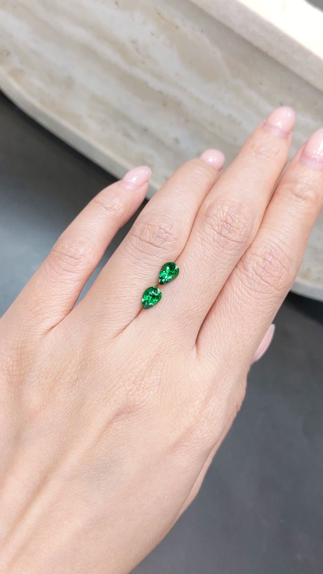 1.45&nbsp;Ct.Tw.Total Carat Weight Tsavorite Garnet Pair from Tanzania Size Video