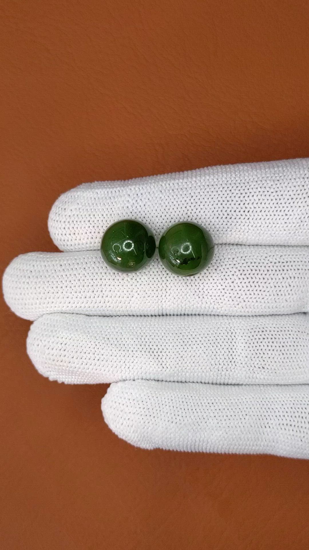 28.21 Ct.Tw.Total Carat Weight Green Jade Pair from Burma (Myanmar) Size Video