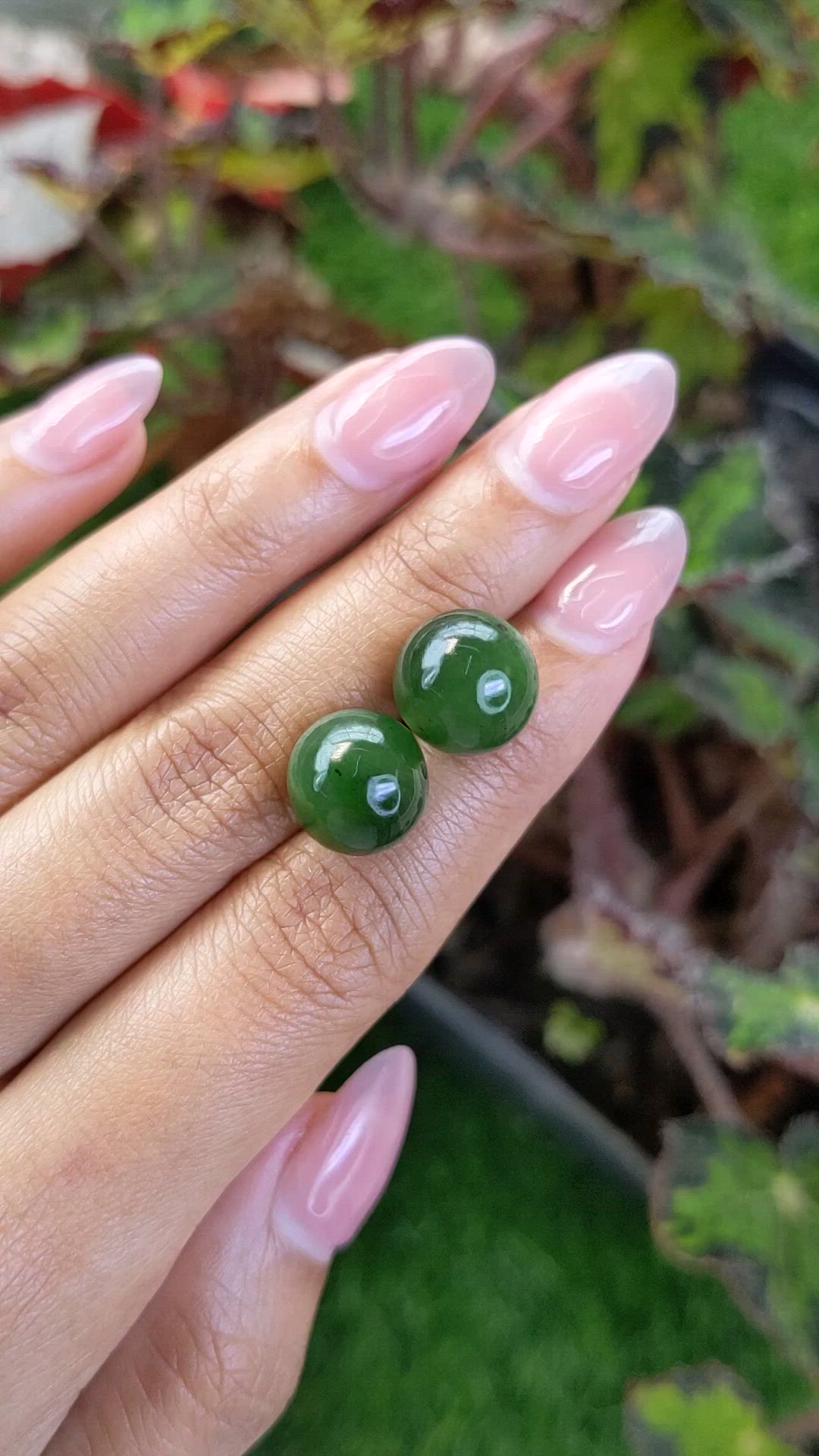 26.35&nbsp;Ct.Tw.Total Carat Weight Green Jade Pair from China Size Video
