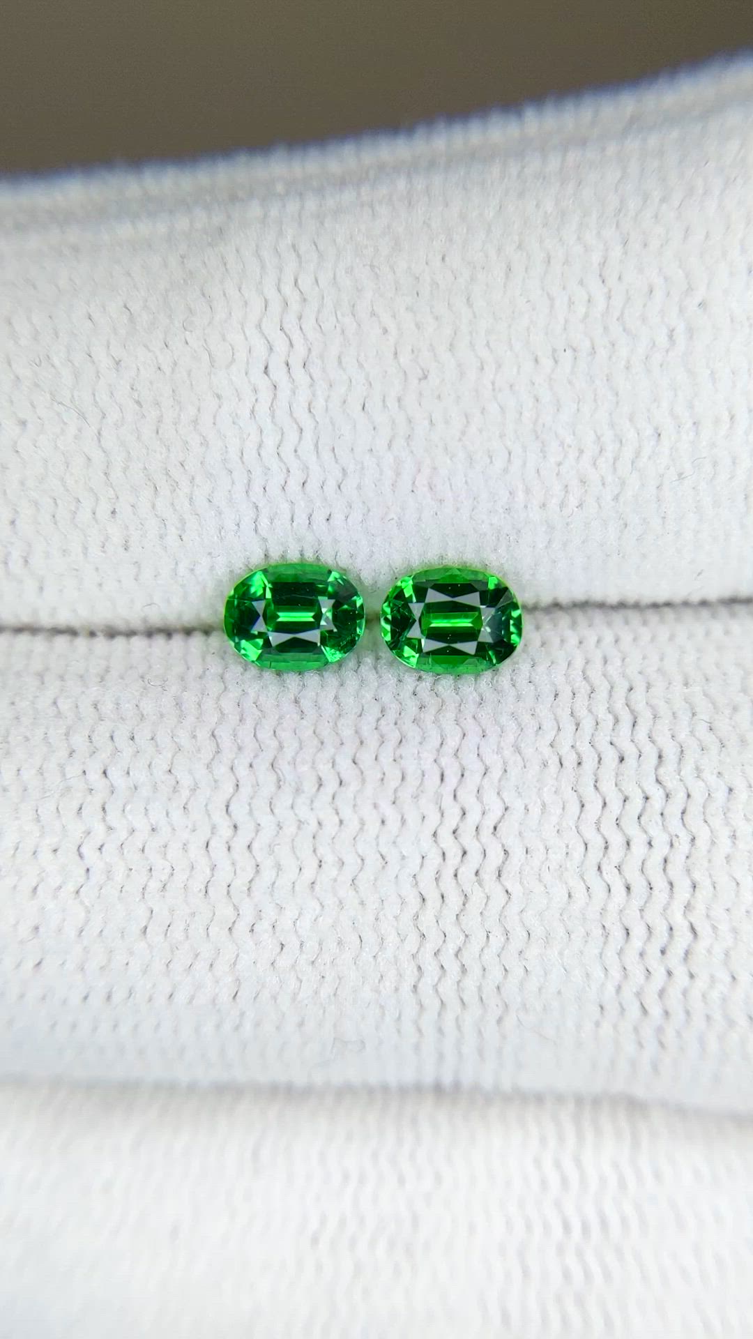 0.85 Ct.Tw.Total Carat Weight Tsavorite Garnet Pair from Tanzania Size Video