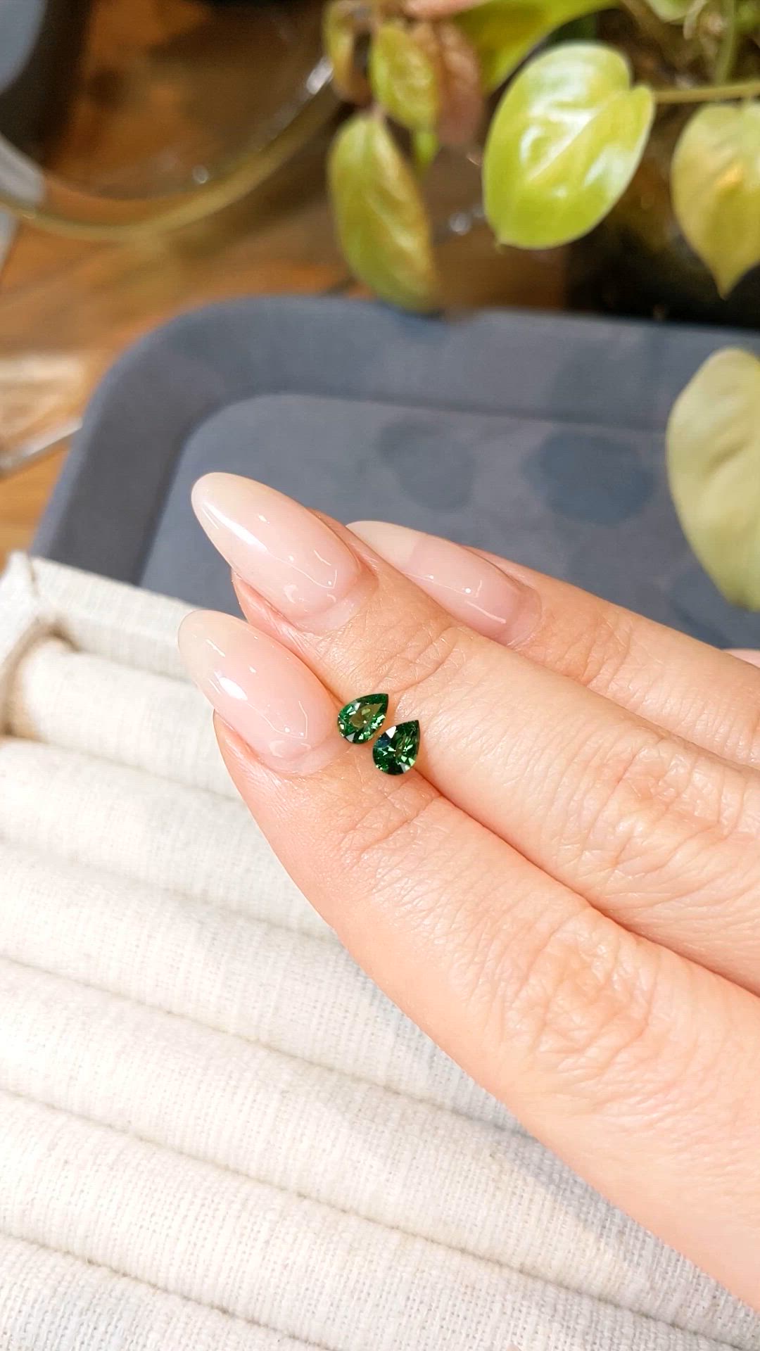 0.66&nbsp;Ct.Tw.Total Carat Weight Tsavorite Garnet Pair from Tanzania Size Video